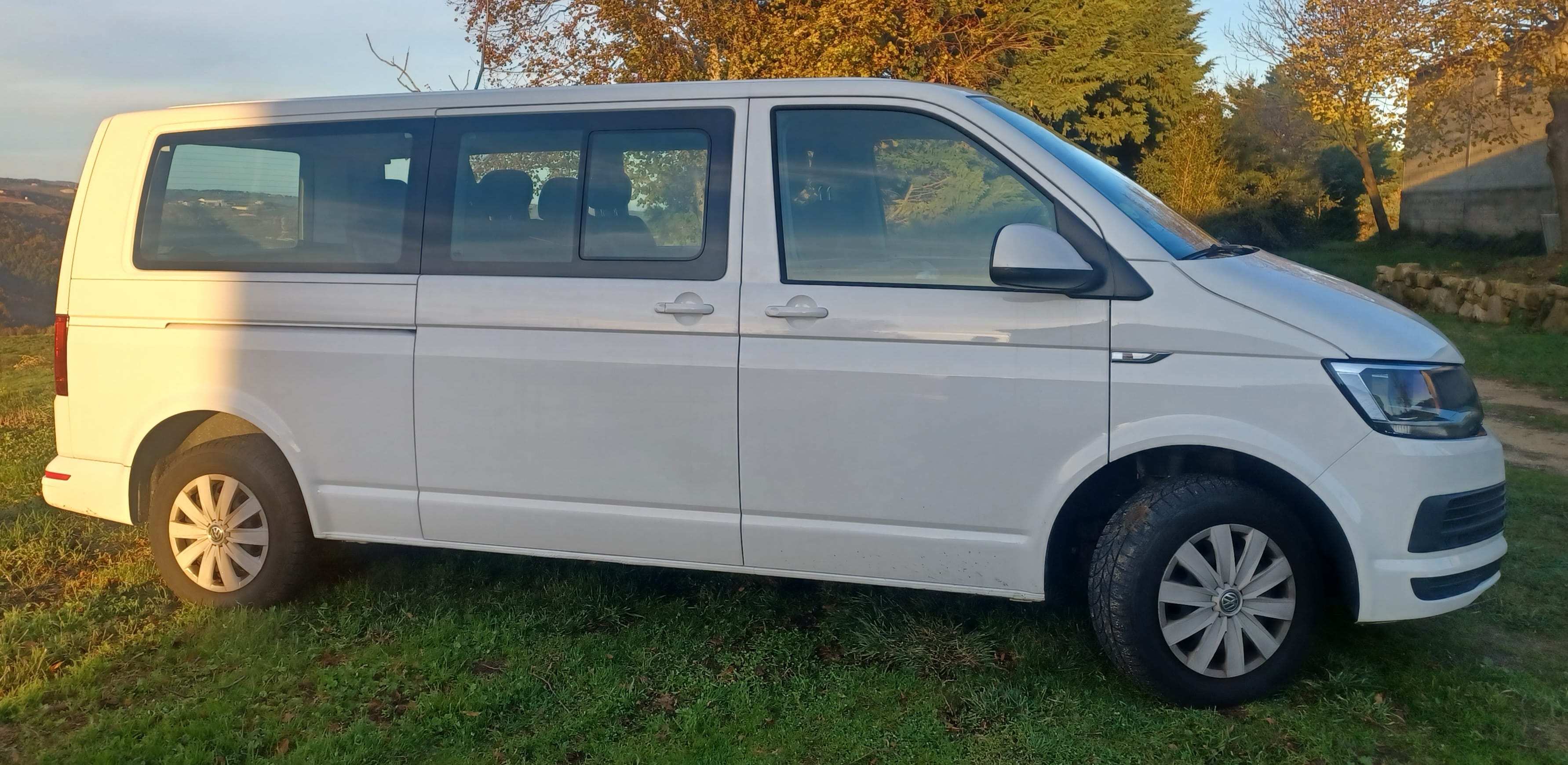 Volkswagen Transporter Combi Caravelle Confortline 2.0 TDi 4Motion avec Climatisation