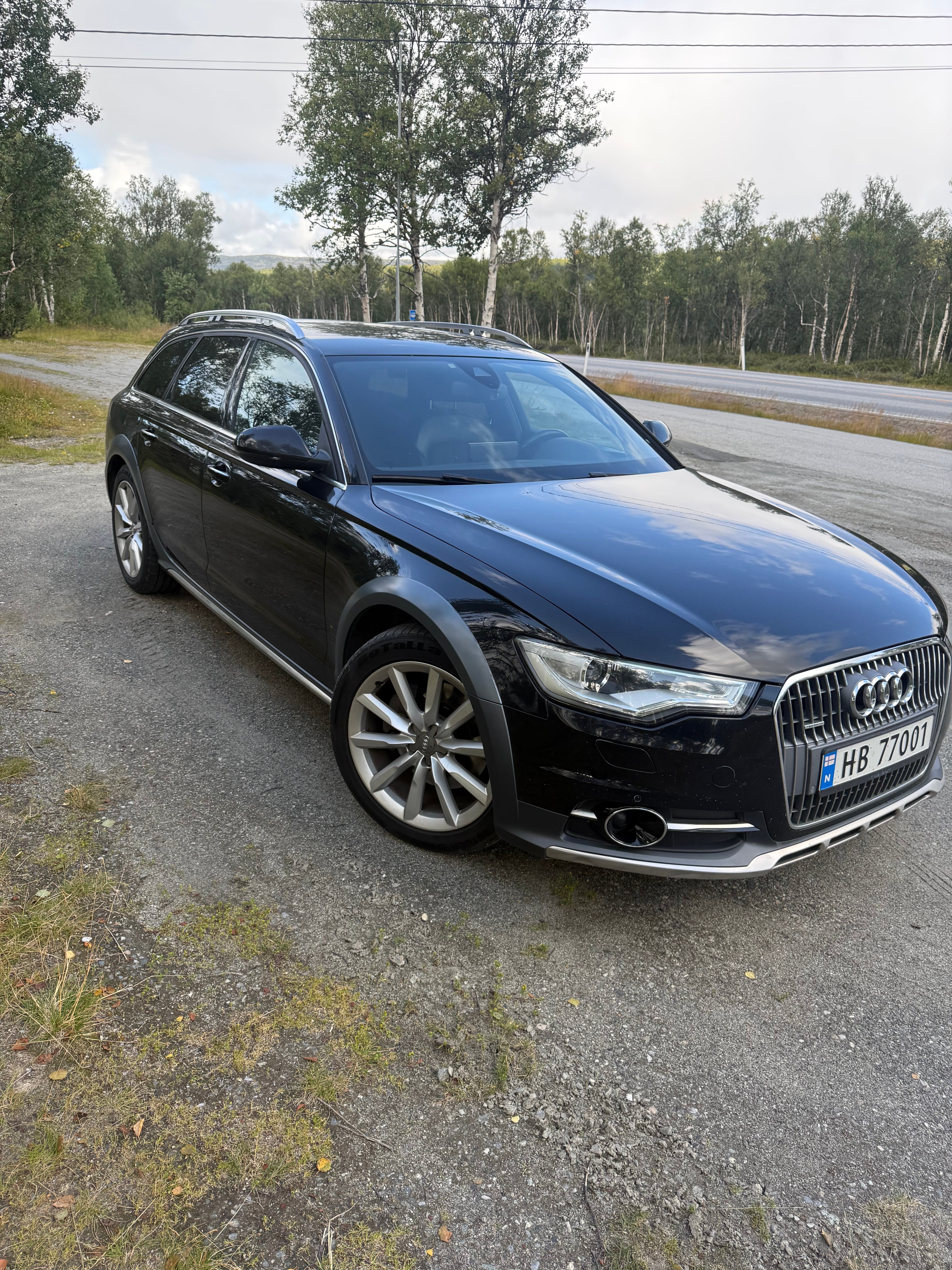 Audi A6 Allroad Quattro mit Navigationsgerät