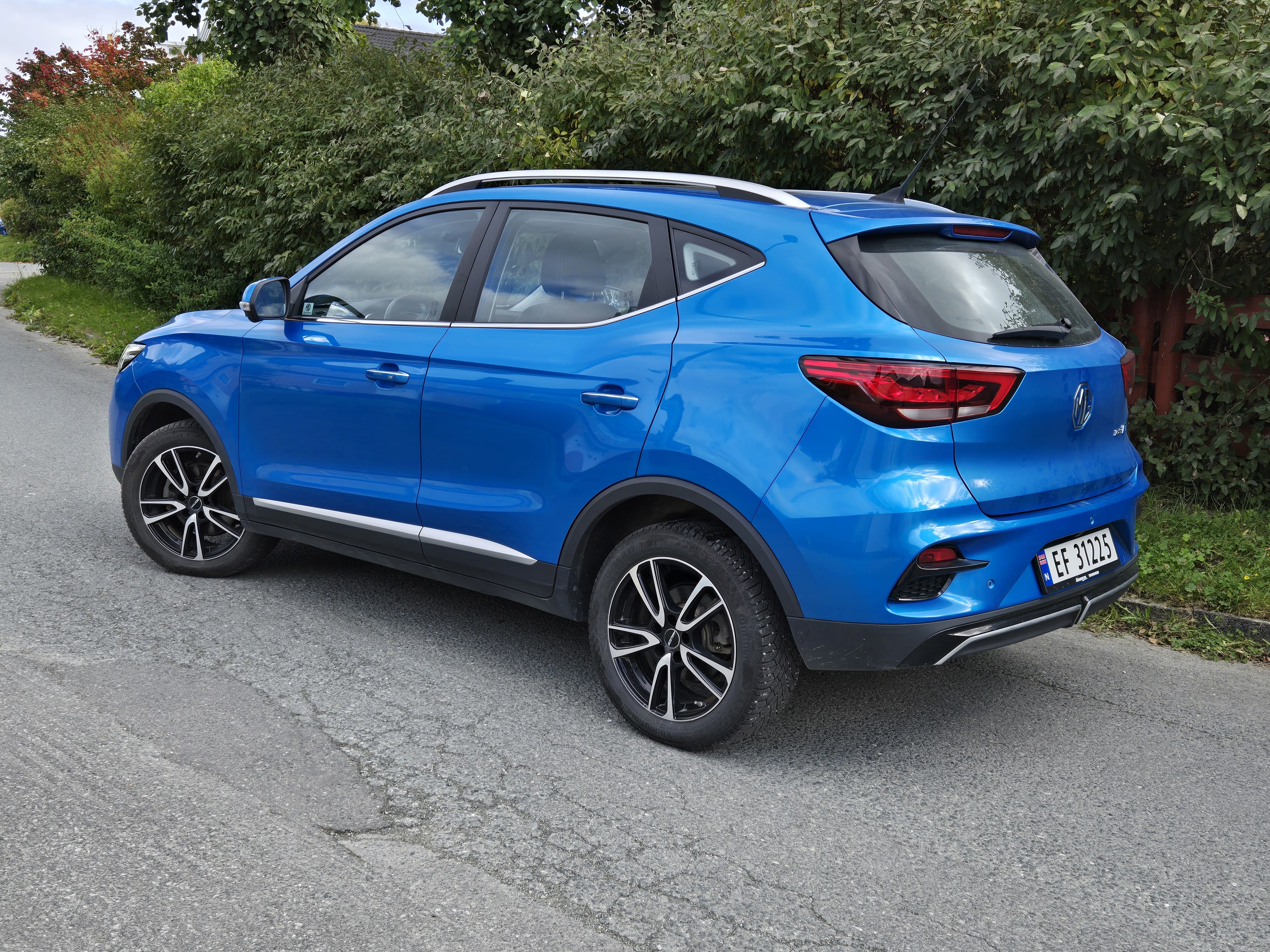 MG ZS EV Long Range 440km med GPS