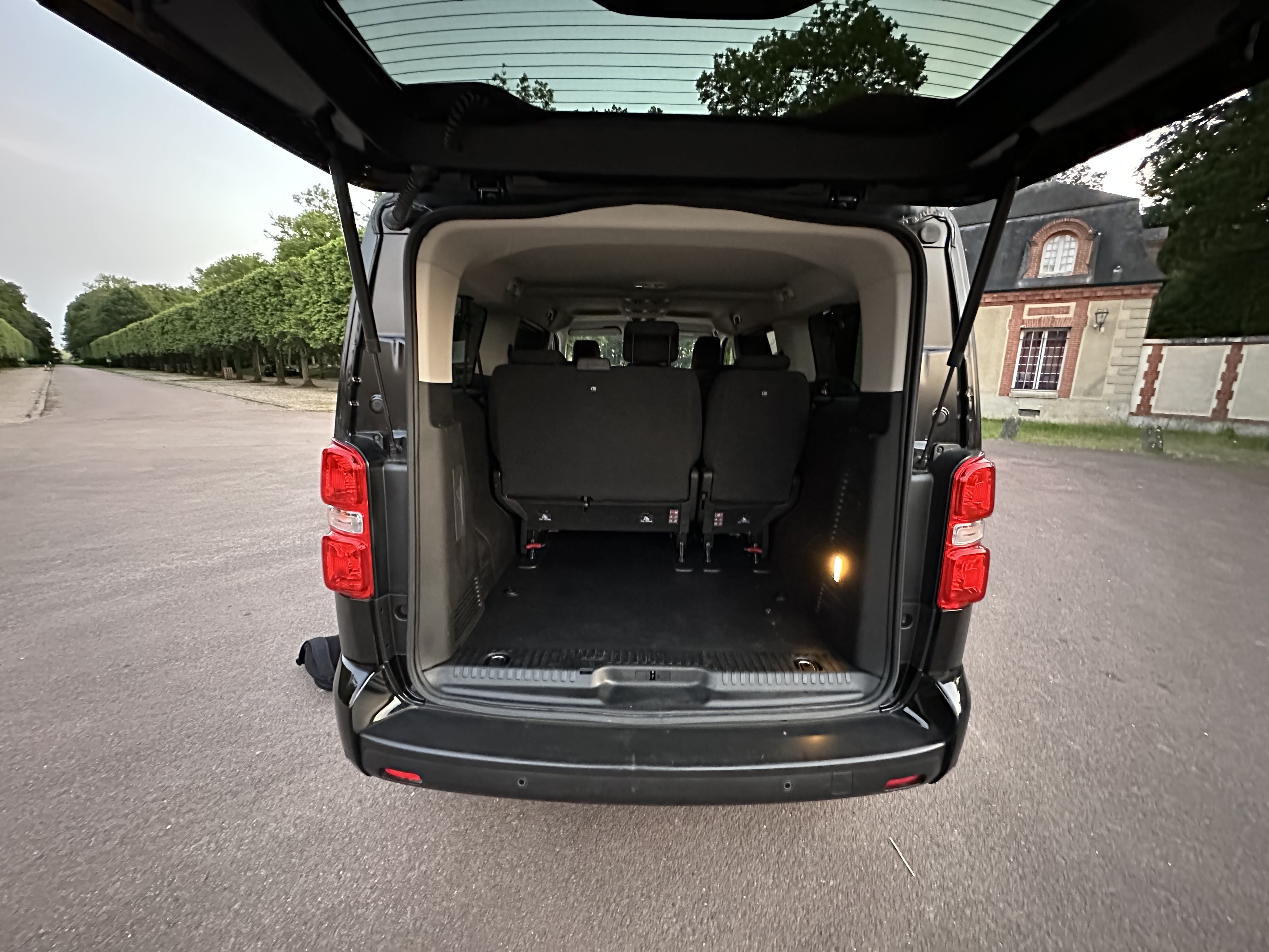 Peugeot Traveller avec Android Auto