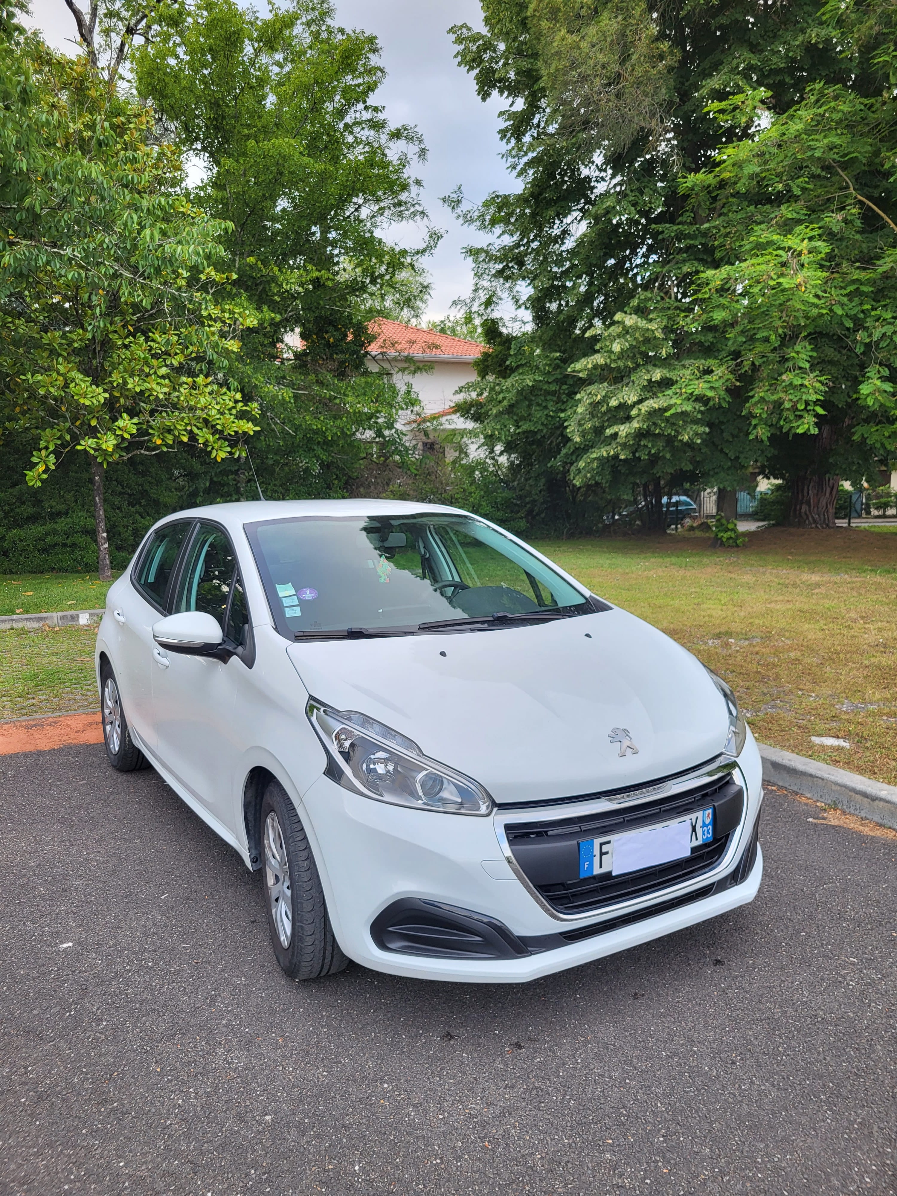 Peugeot 208, 2018, Essence 98