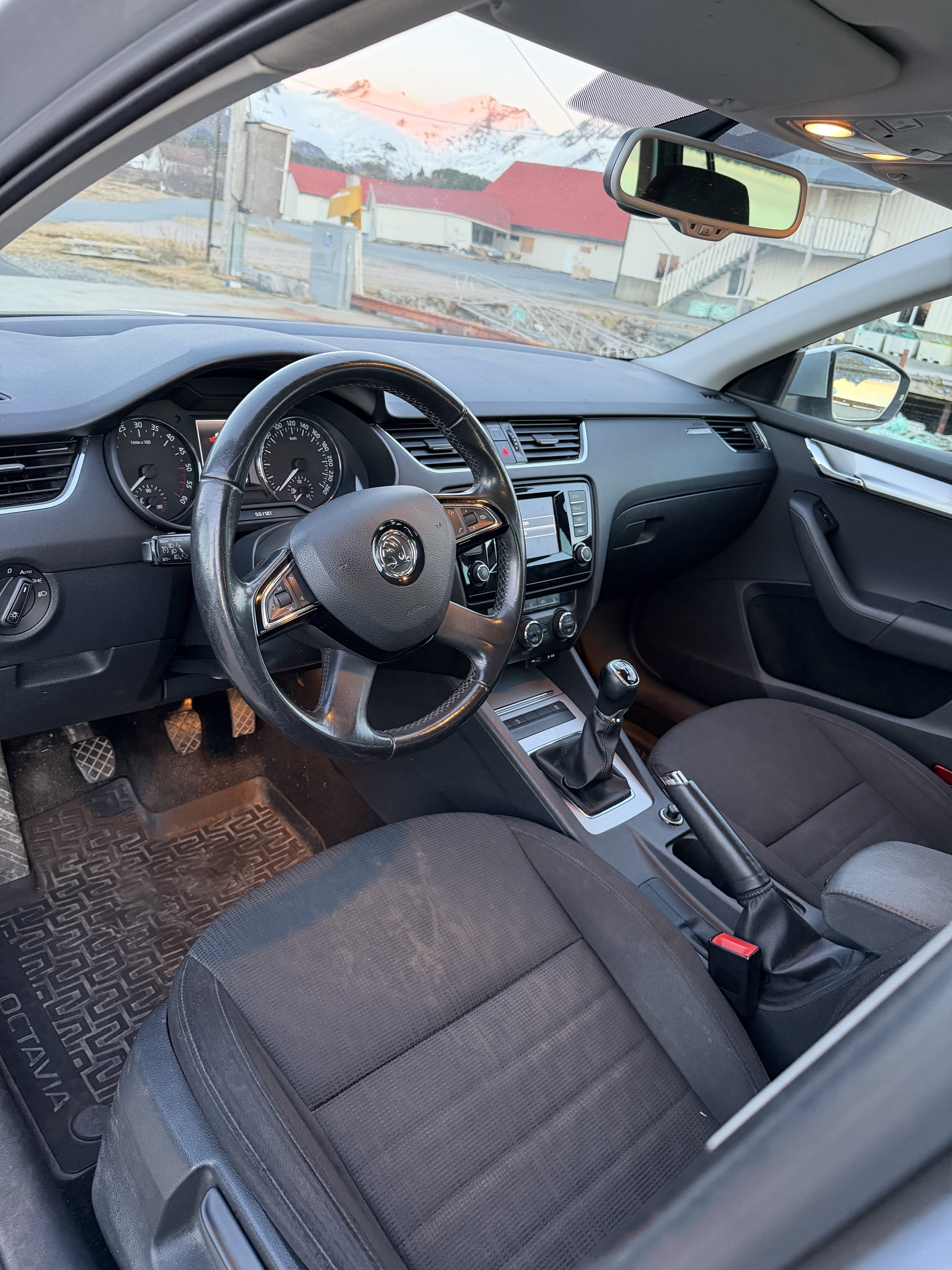 Skoda Octavia with Cruise control