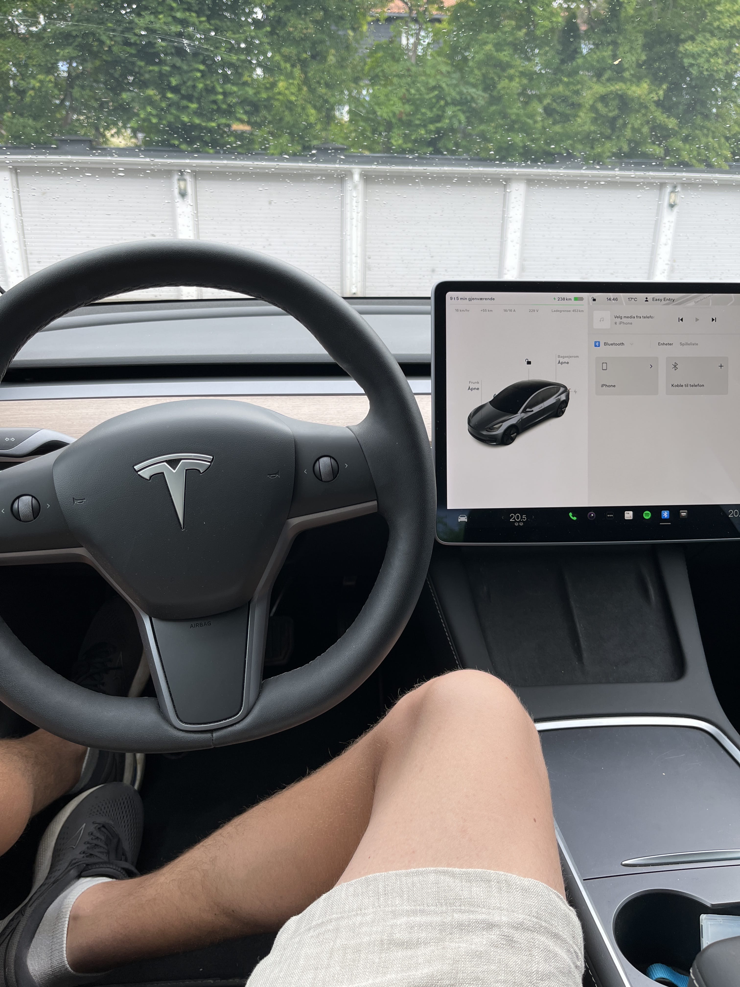 Tesla Model 3 med Dashcam