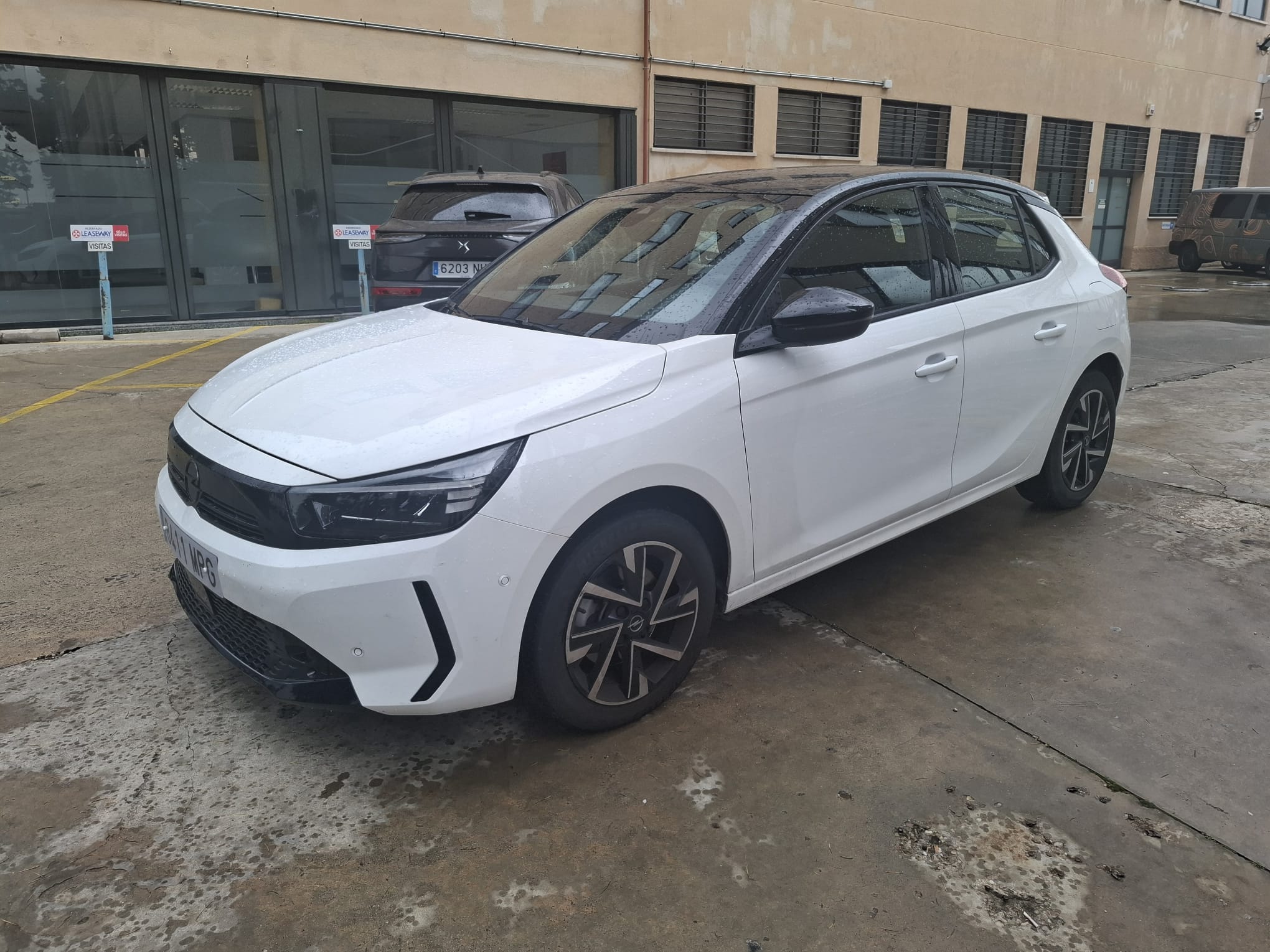 Opel Corsa, 2024, Gasolina 95