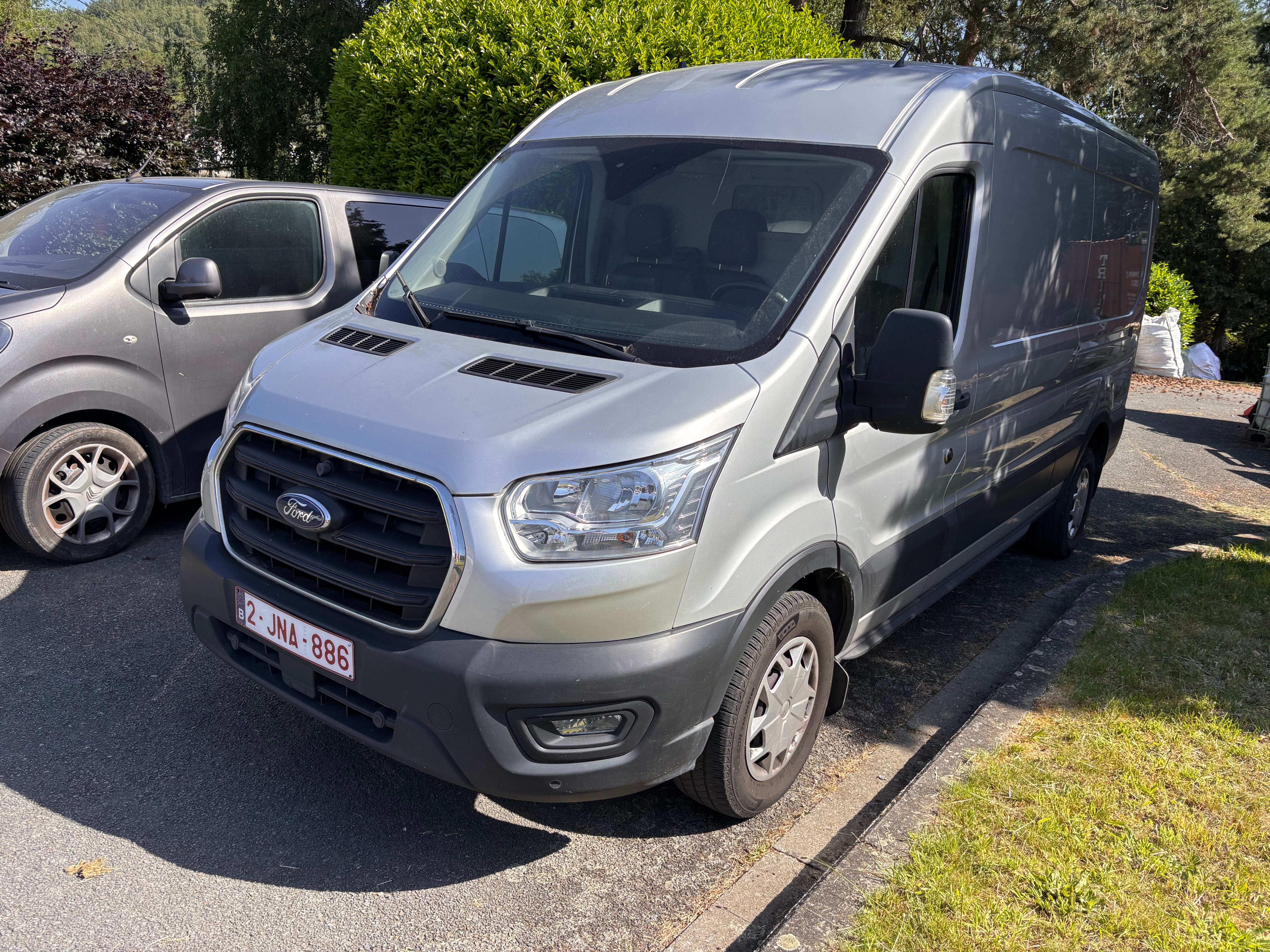 Ford Transit 350 XLT met Apple CarPlay