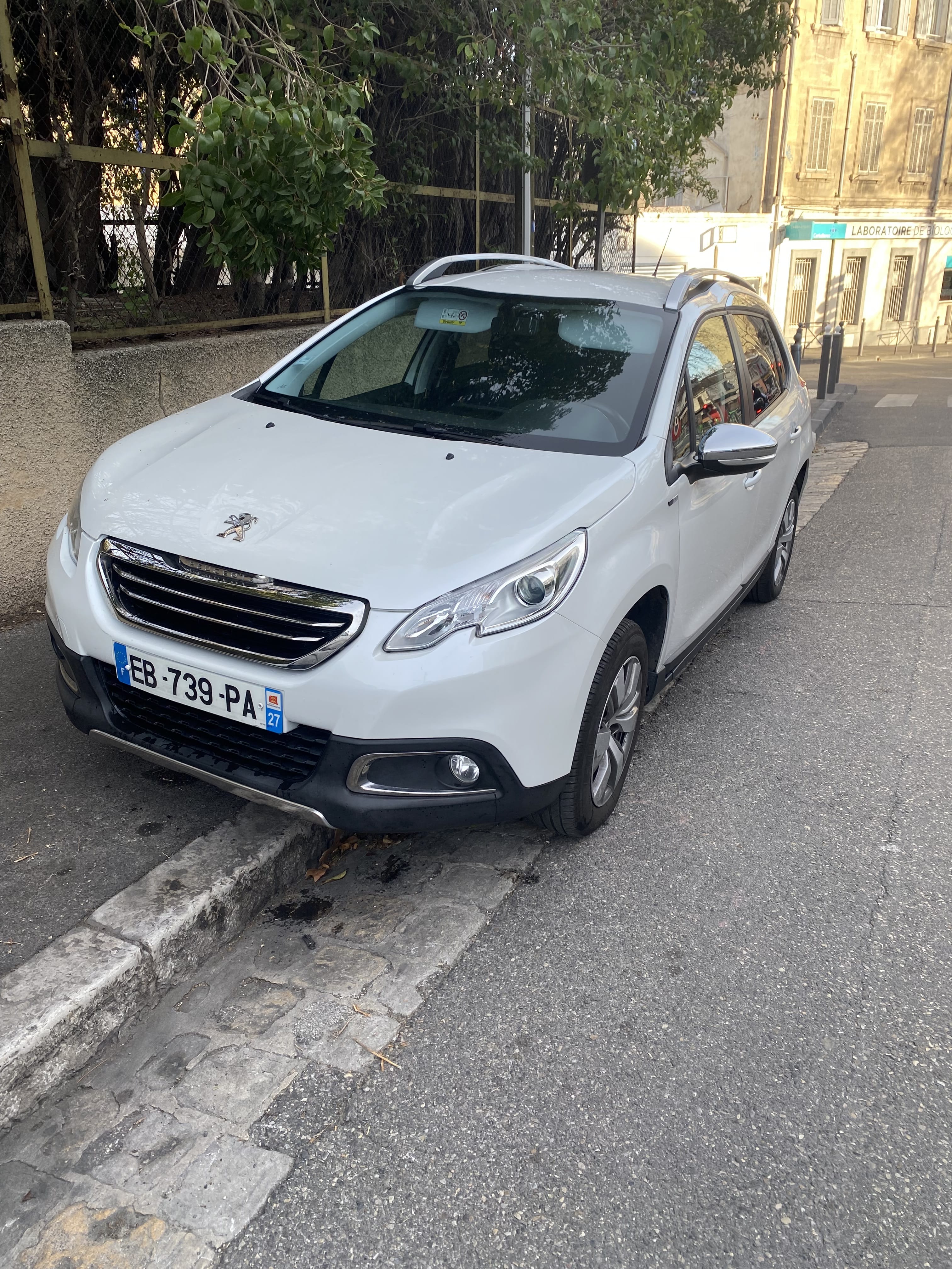 Peugeot 2008, 2016, Essence 95
