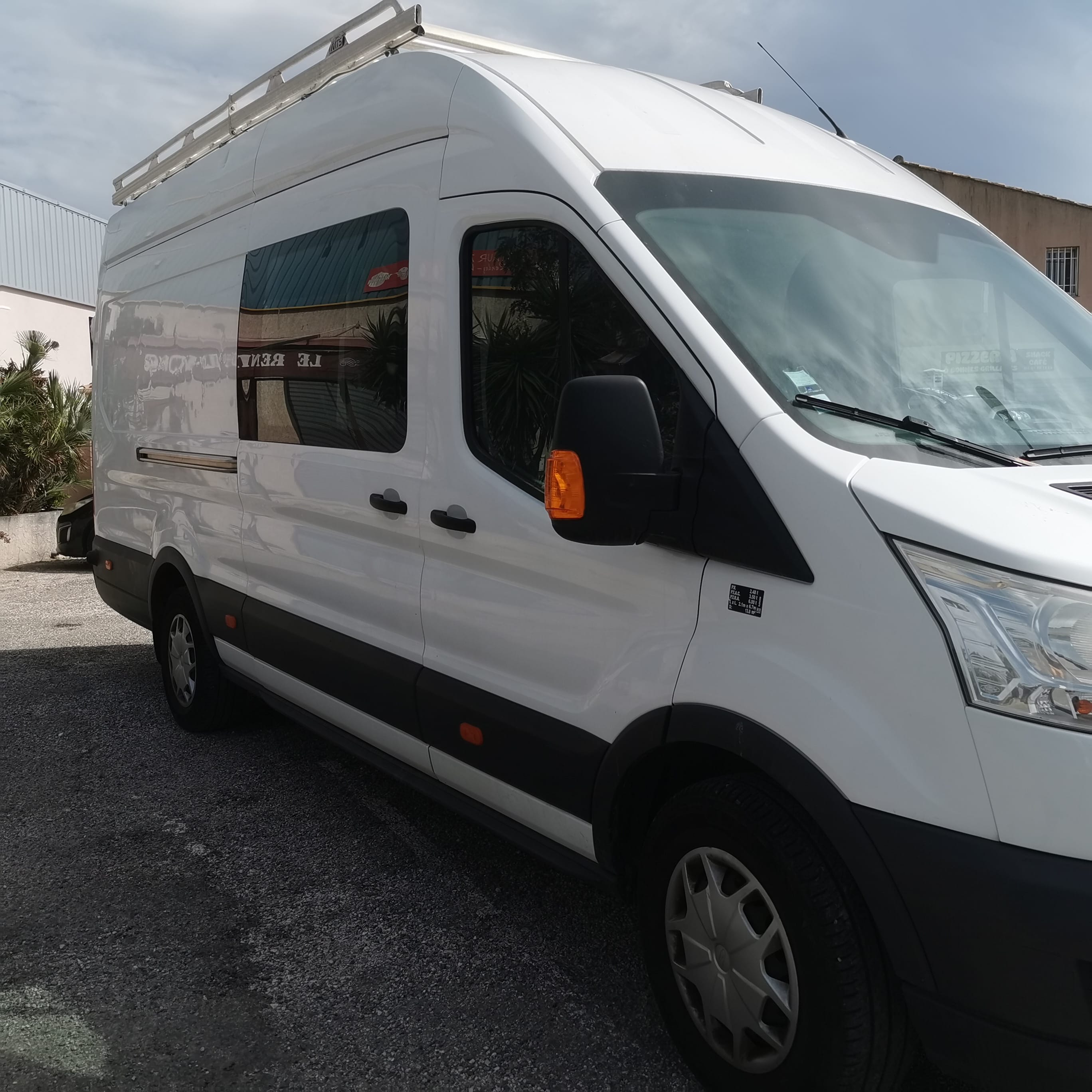 Ford Transit Fourgon Double Cabine avec Climatisation