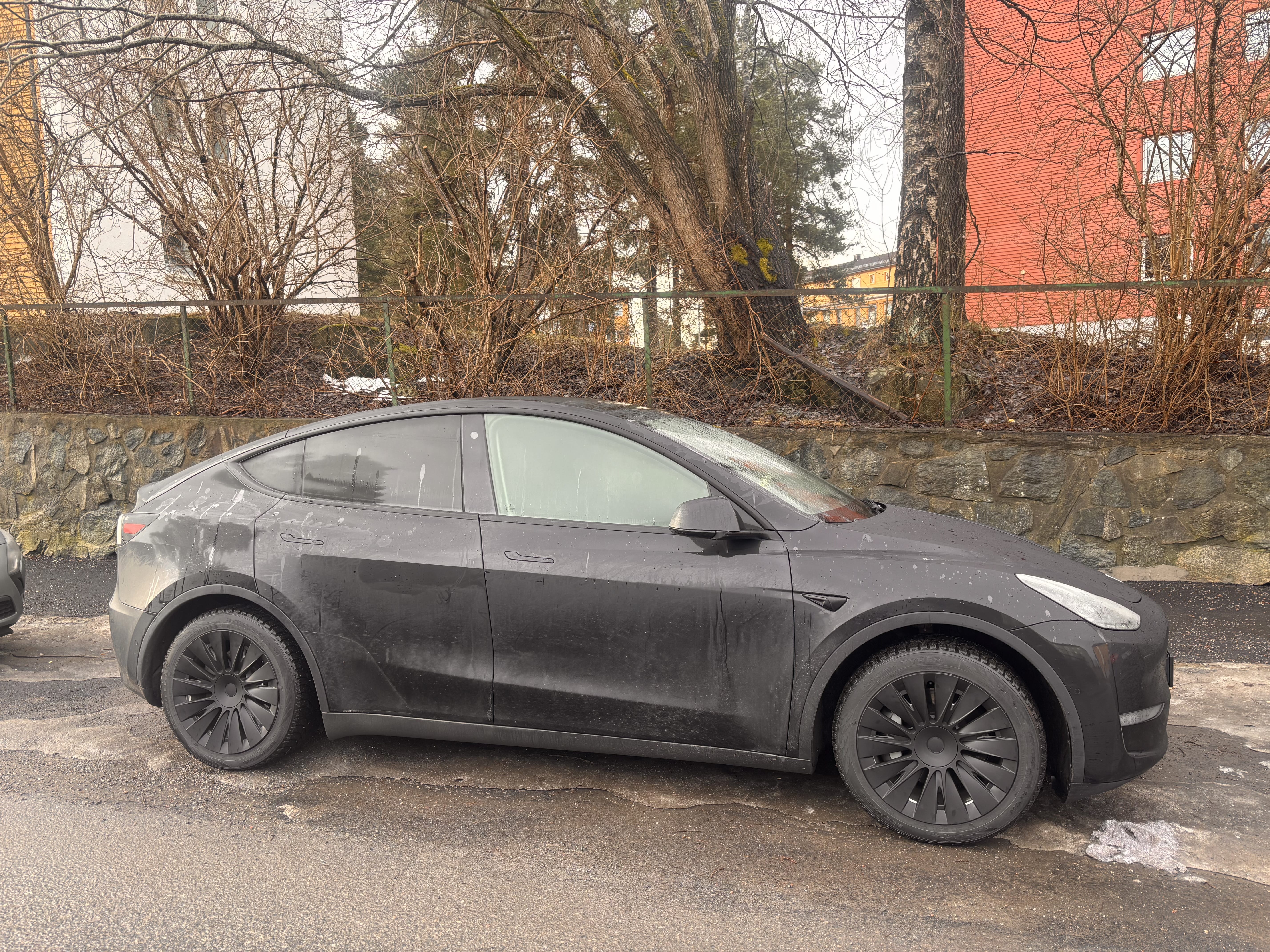 Tesla Model Y Long Range med Aircondition
