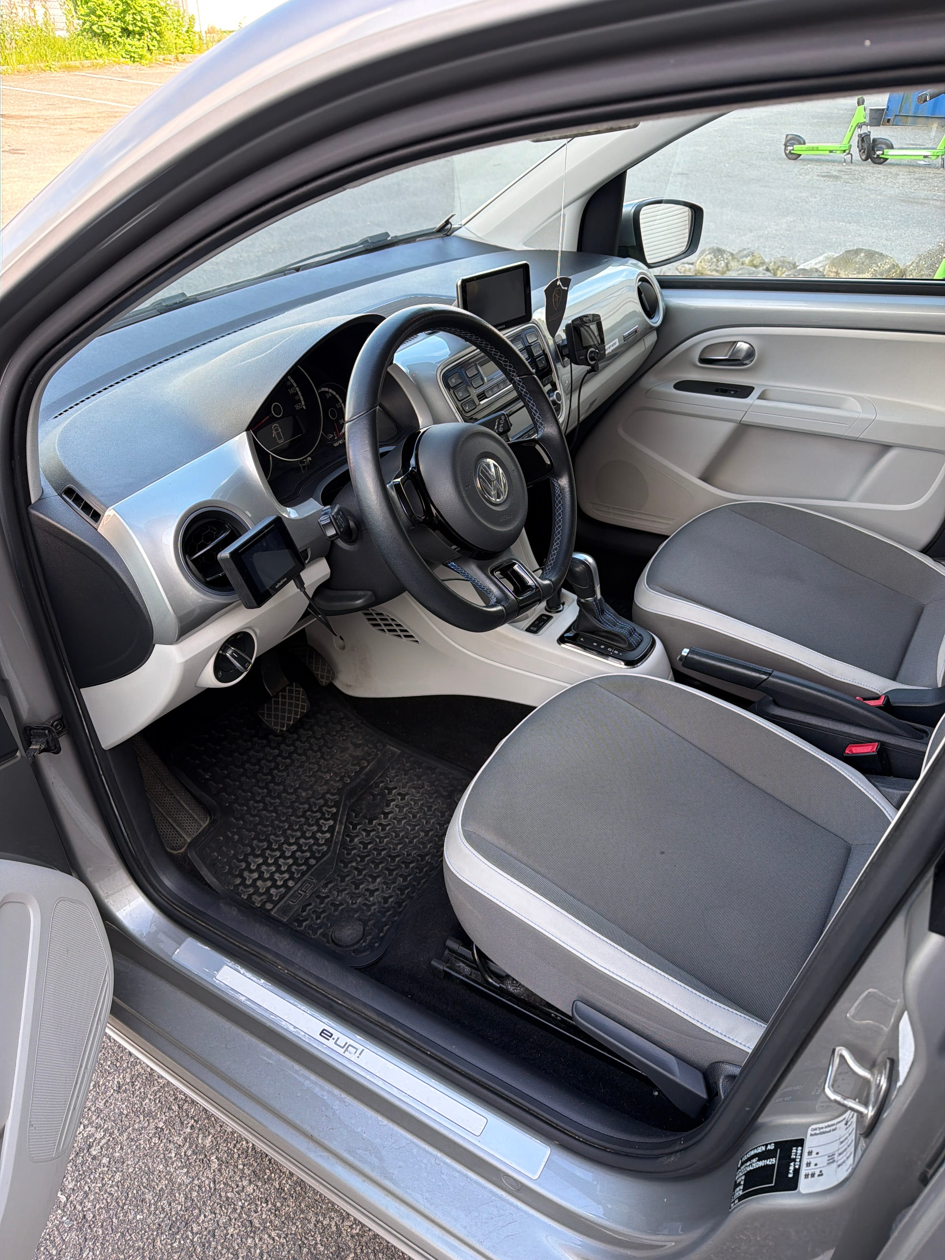 Volkswagen e-Up ! med Cruisekontroll