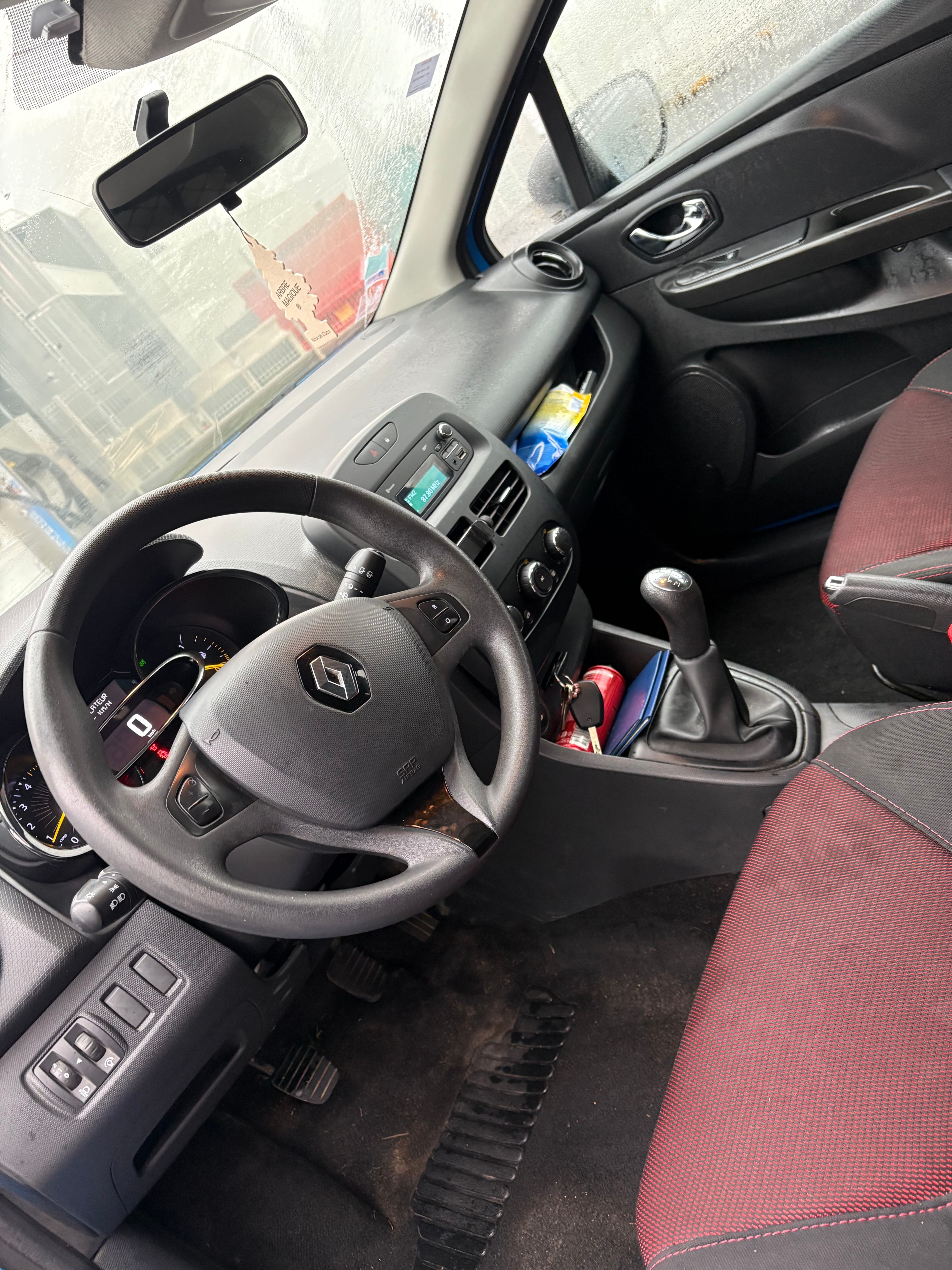 Renault Clio Société avec Audio Bluetooth