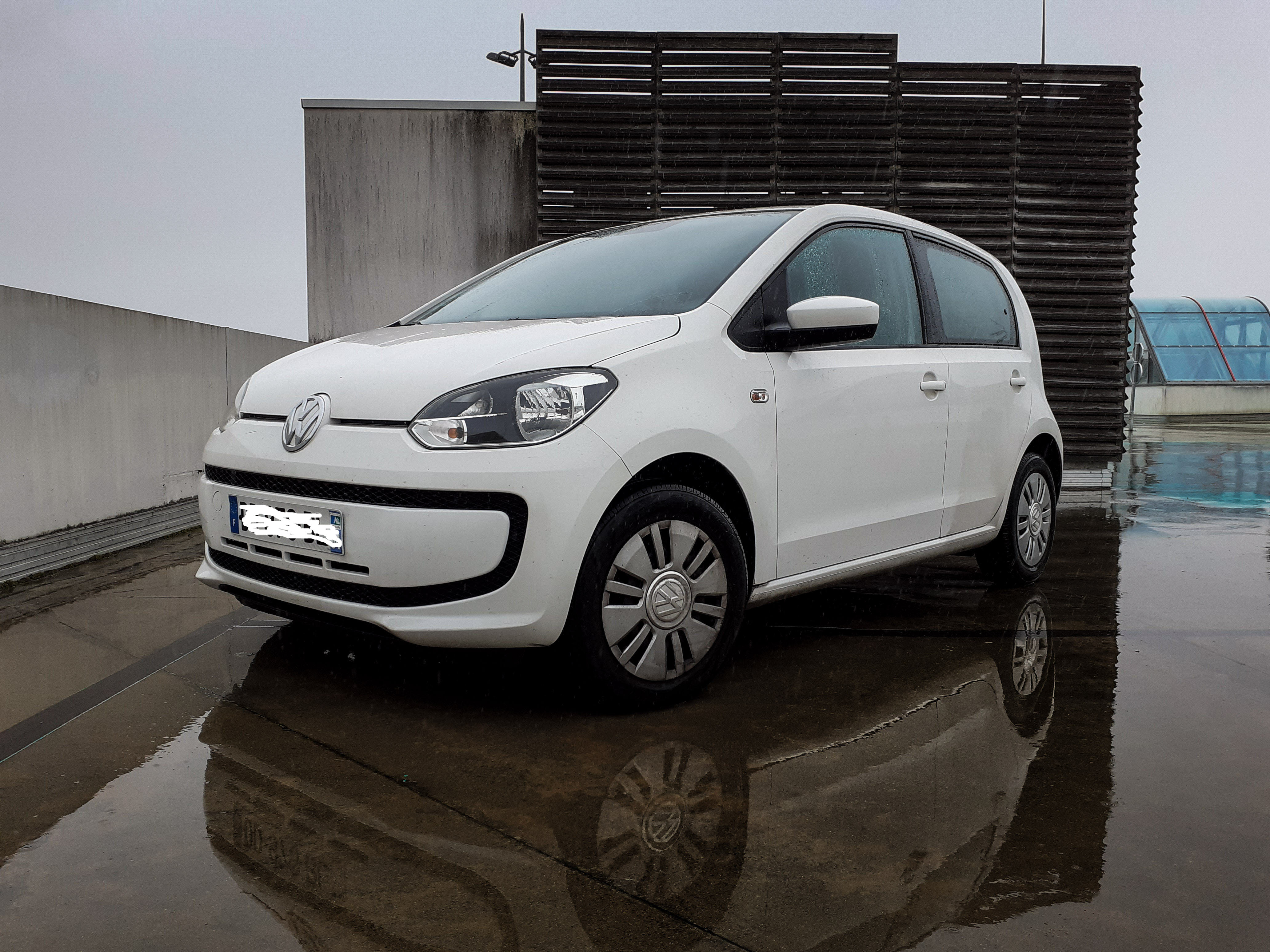 Volkswagen Up!, 2014, Essence 95