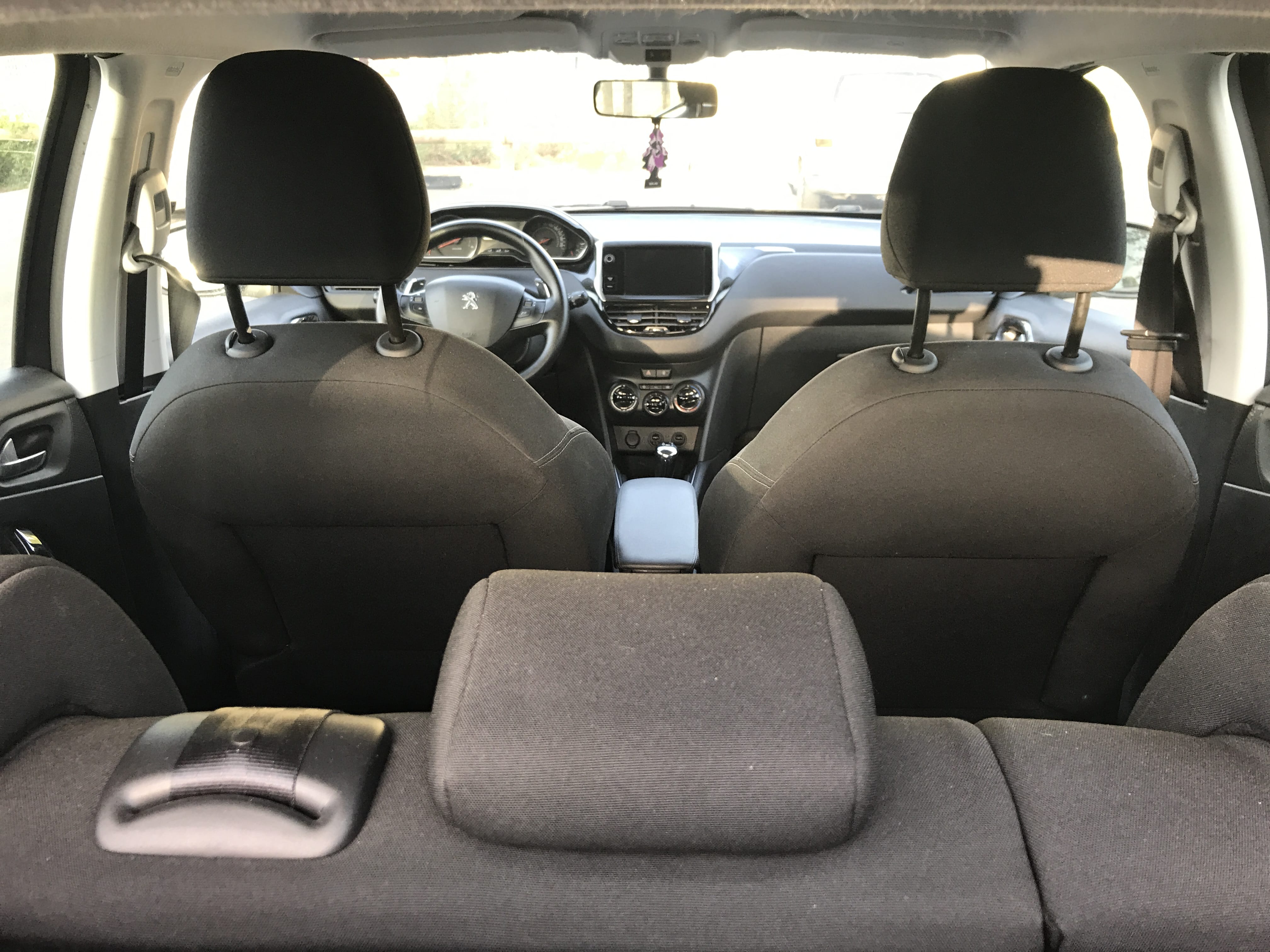 Peugeot 208 avec GPS