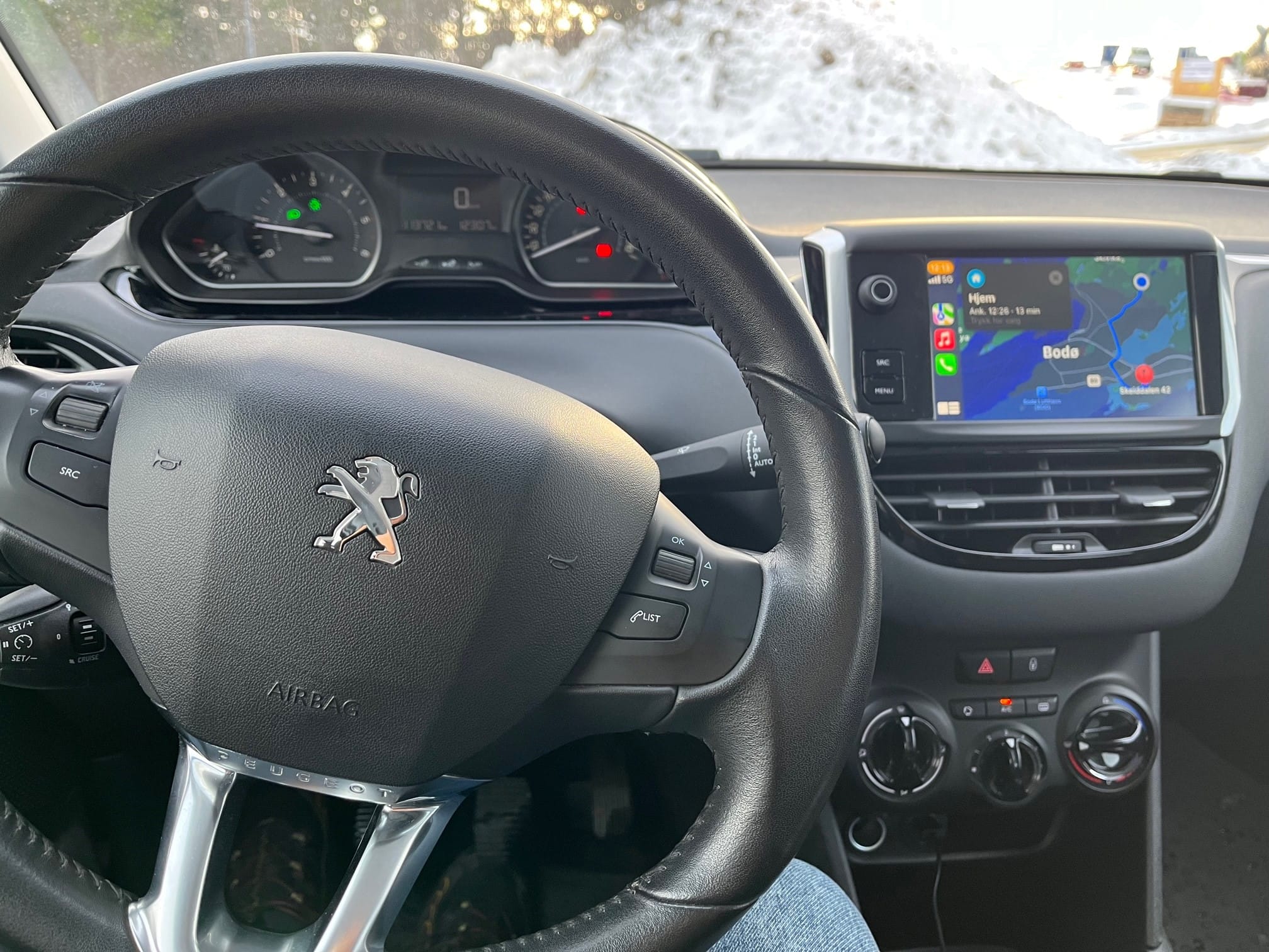 Peugeot 208 1.6HDI with Cruise control