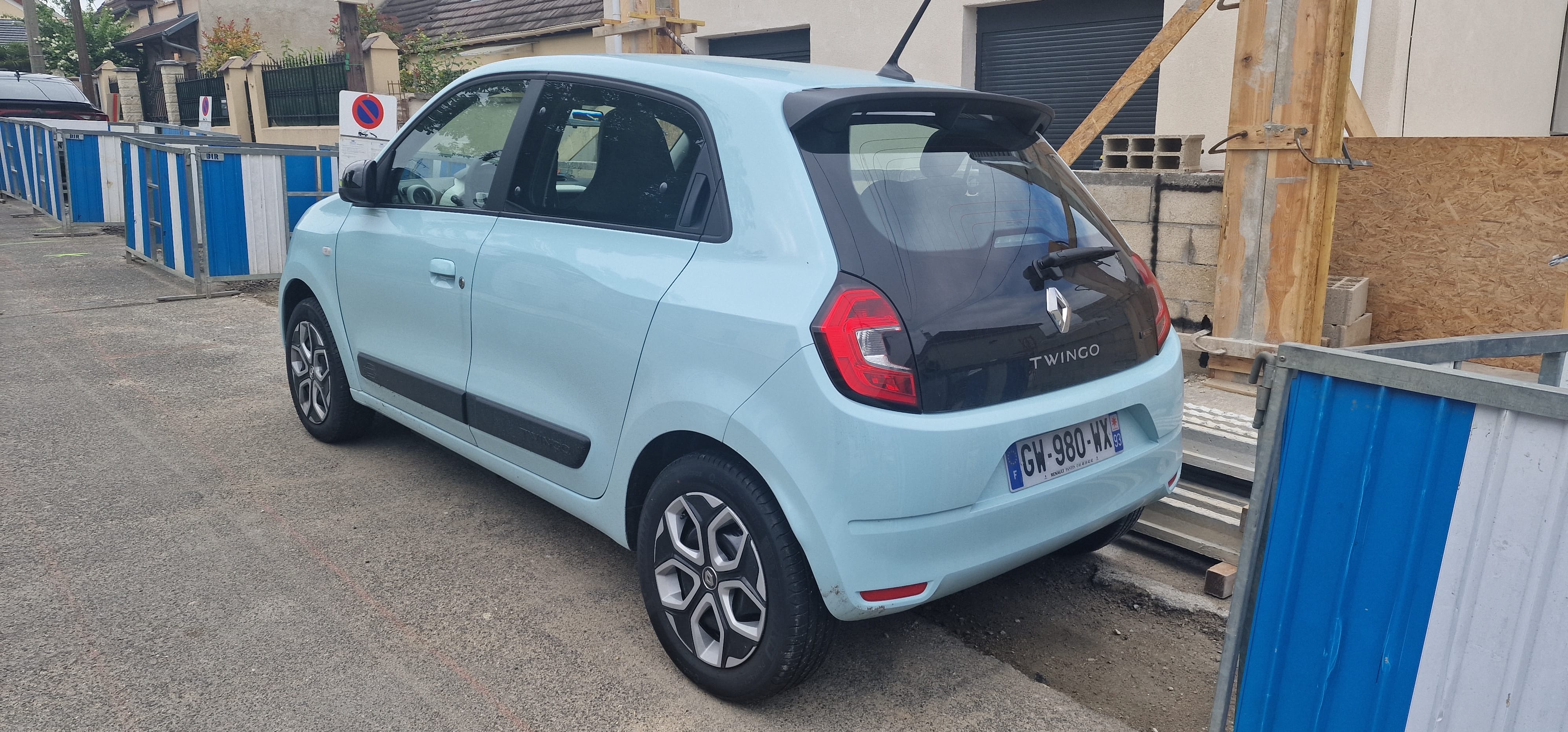 Renault Twingo E-Tech avec GPS