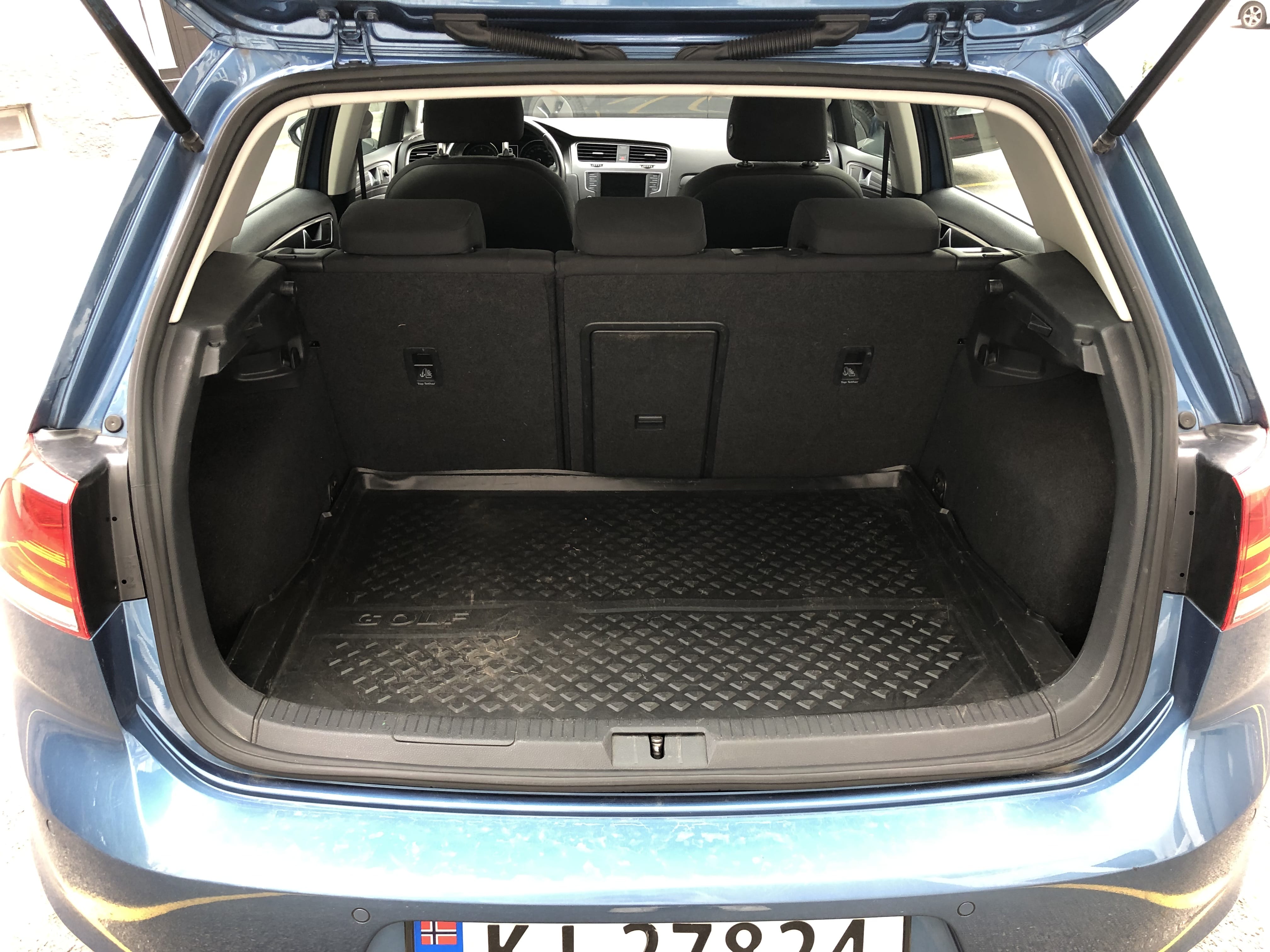 Volkswagen Golf med Vinterdekk