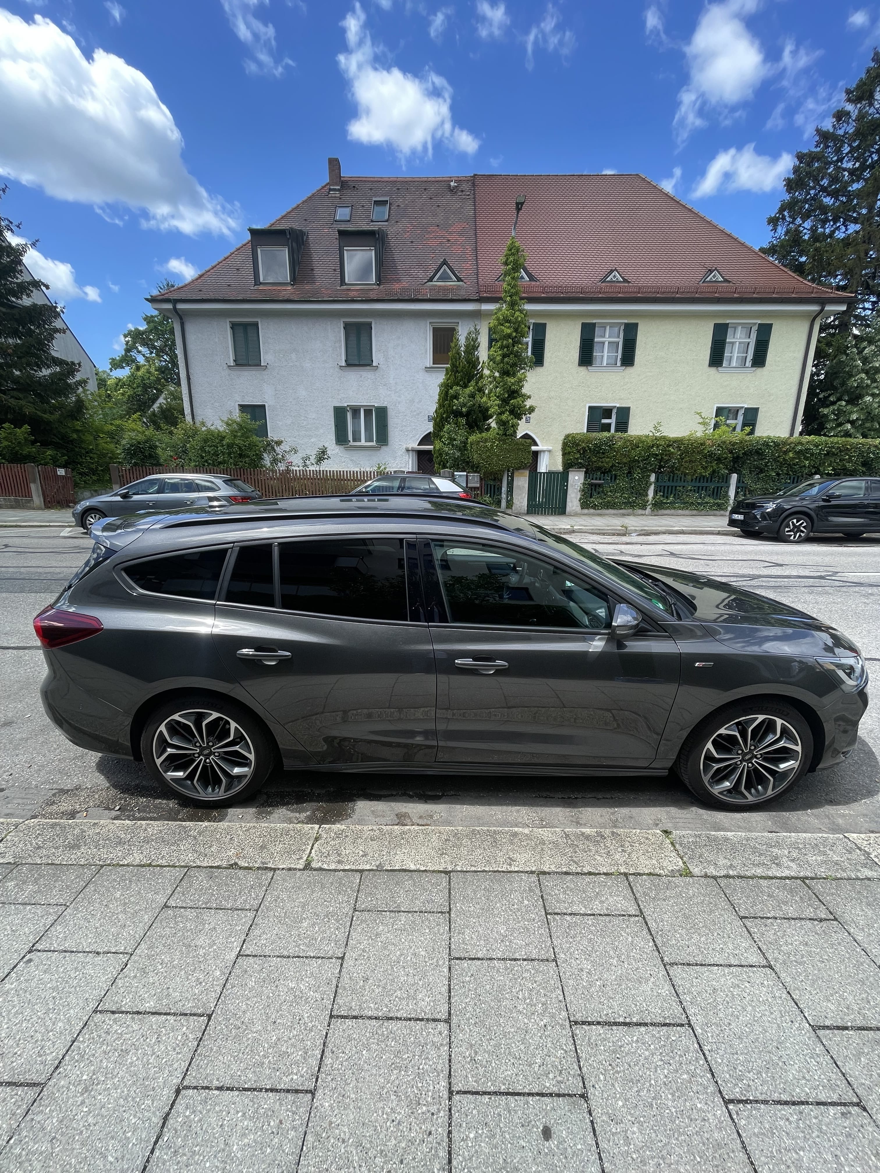 Ford Focus Turnier 1.0 EcoBoost mit Klimaanlage