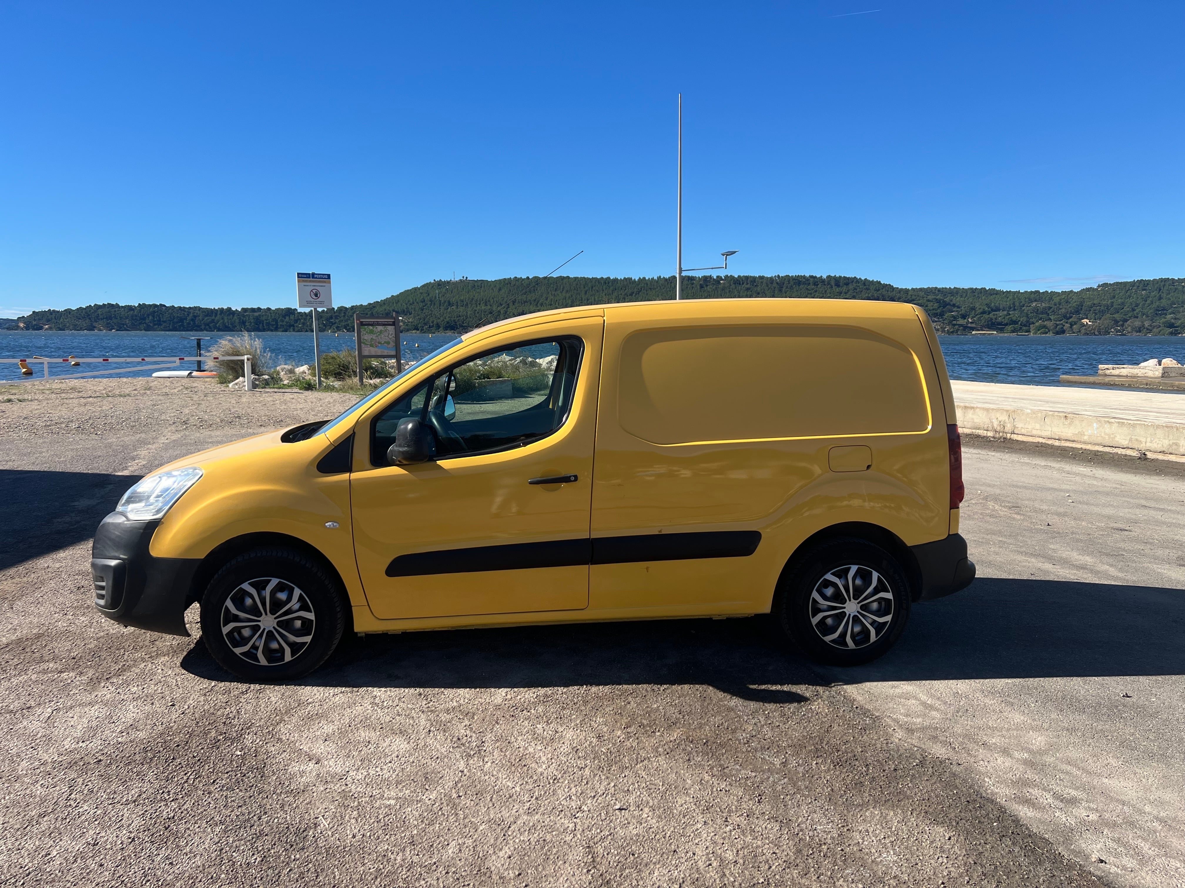 Citroen Berlingo avec Caméra de recul