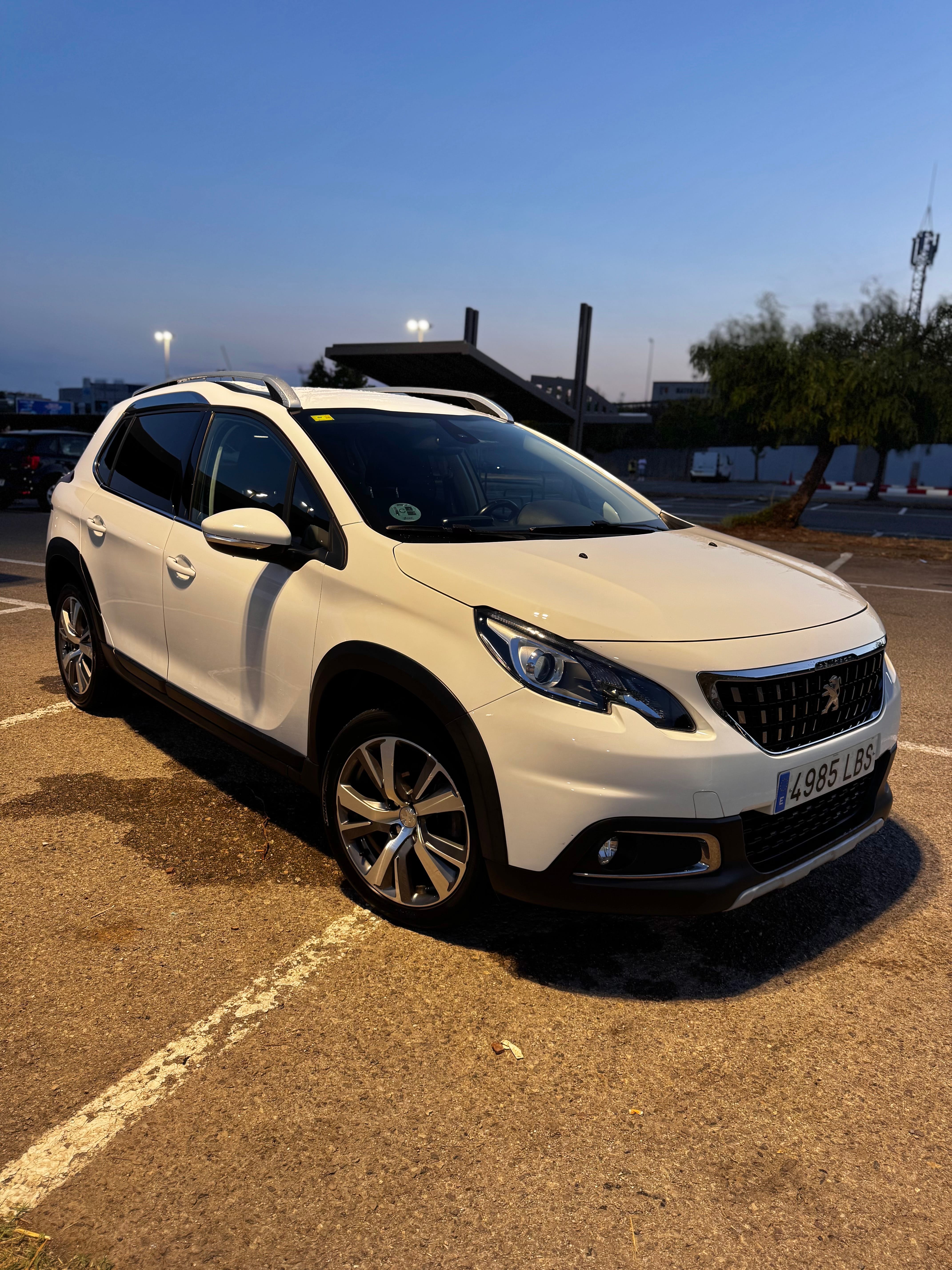 Peugeot 2008, 2019, Diesel, Automatik