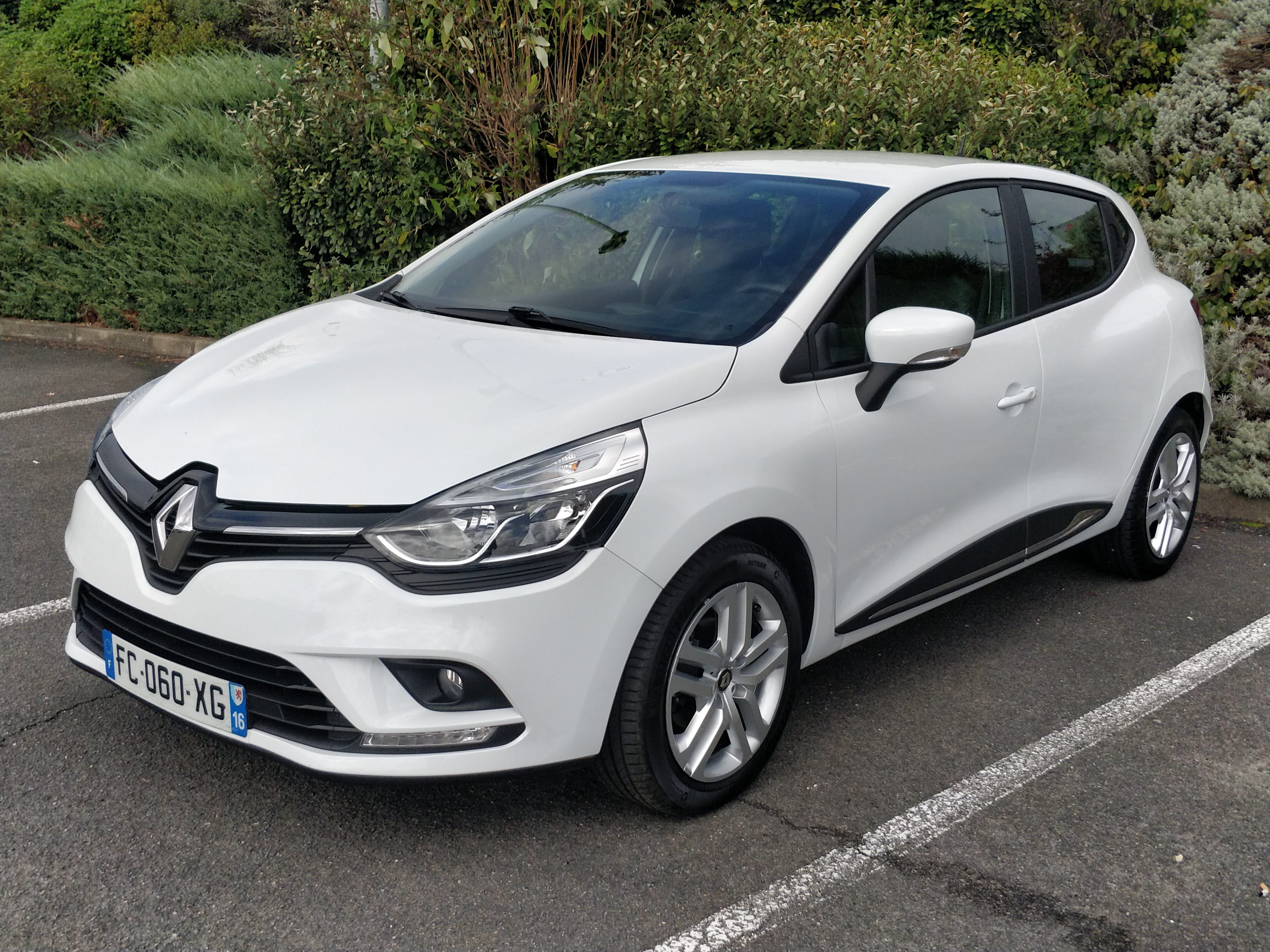 Renault Clio 2019, 2018, Essence 95