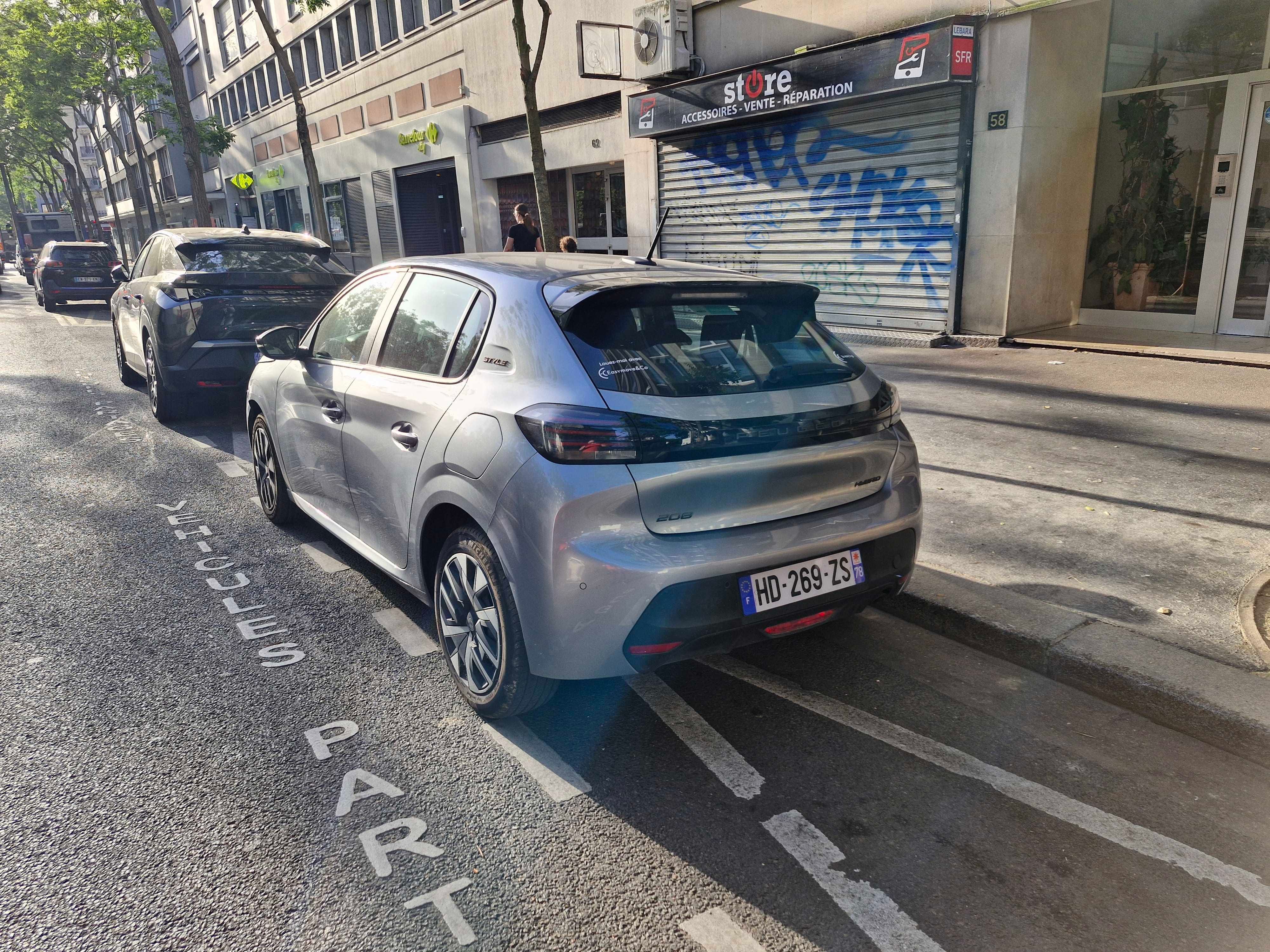 Peugeot 208 avec Régulateur de vitesse