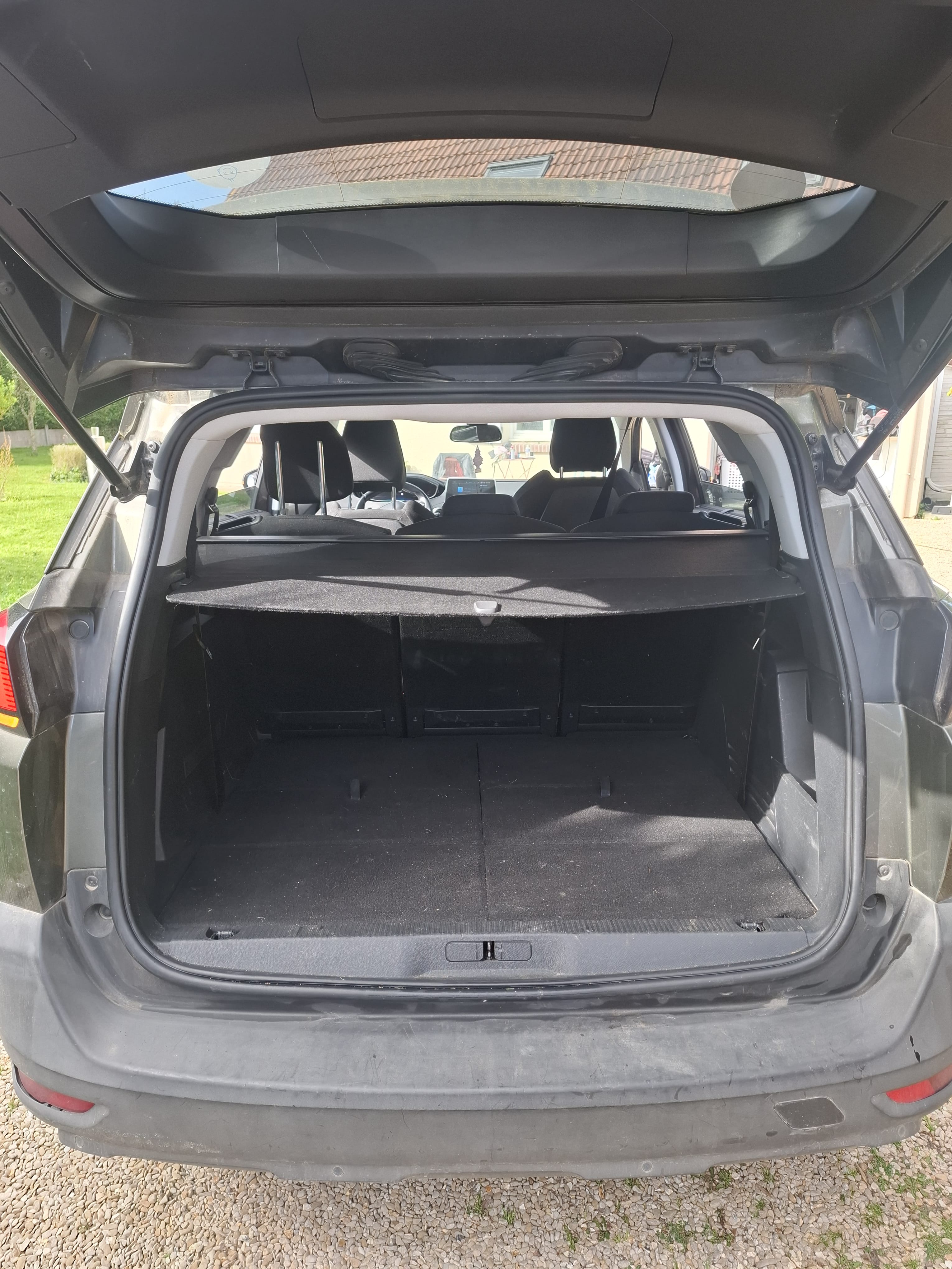 Peugeot 5008 avec Audio Bluetooth