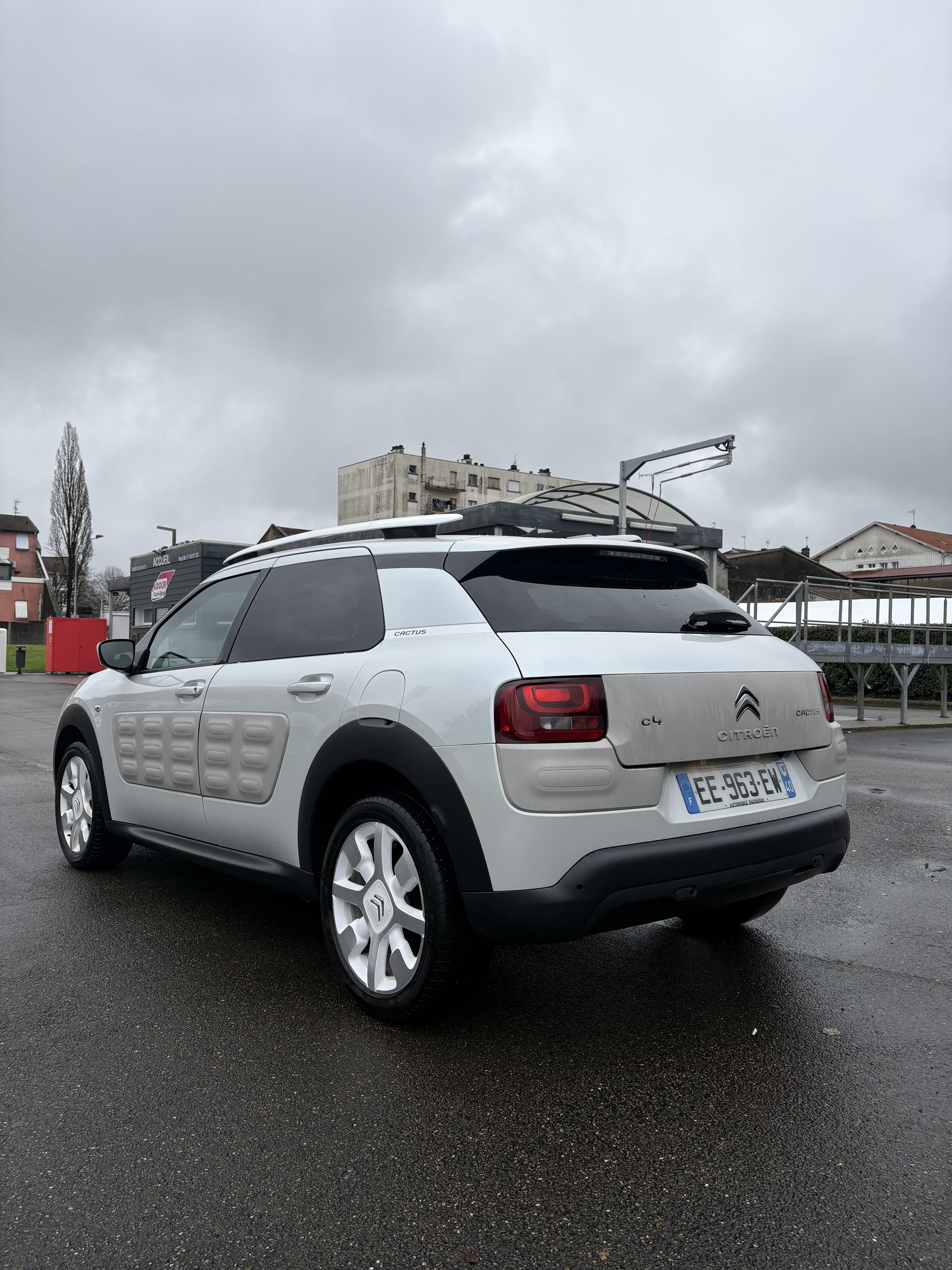 Citroen C4 Cactus avec GPS