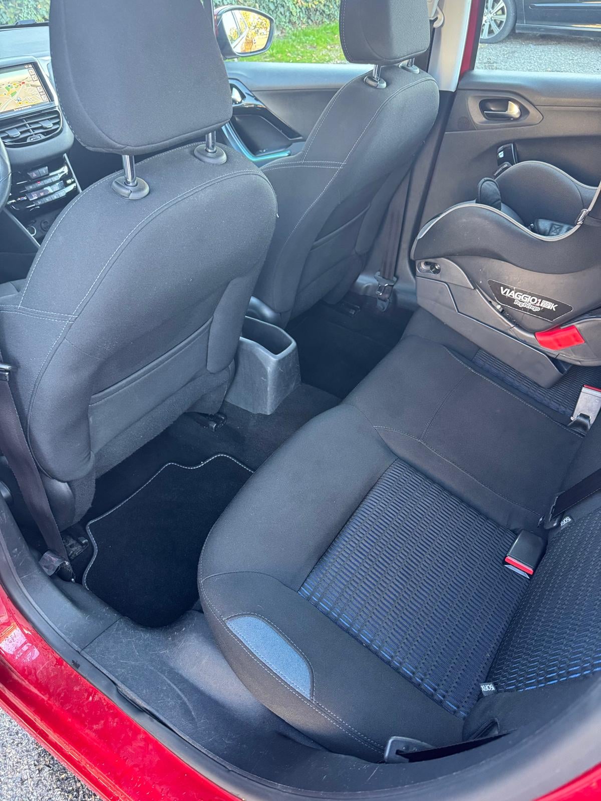 Peugeot 208 avec Port USB
