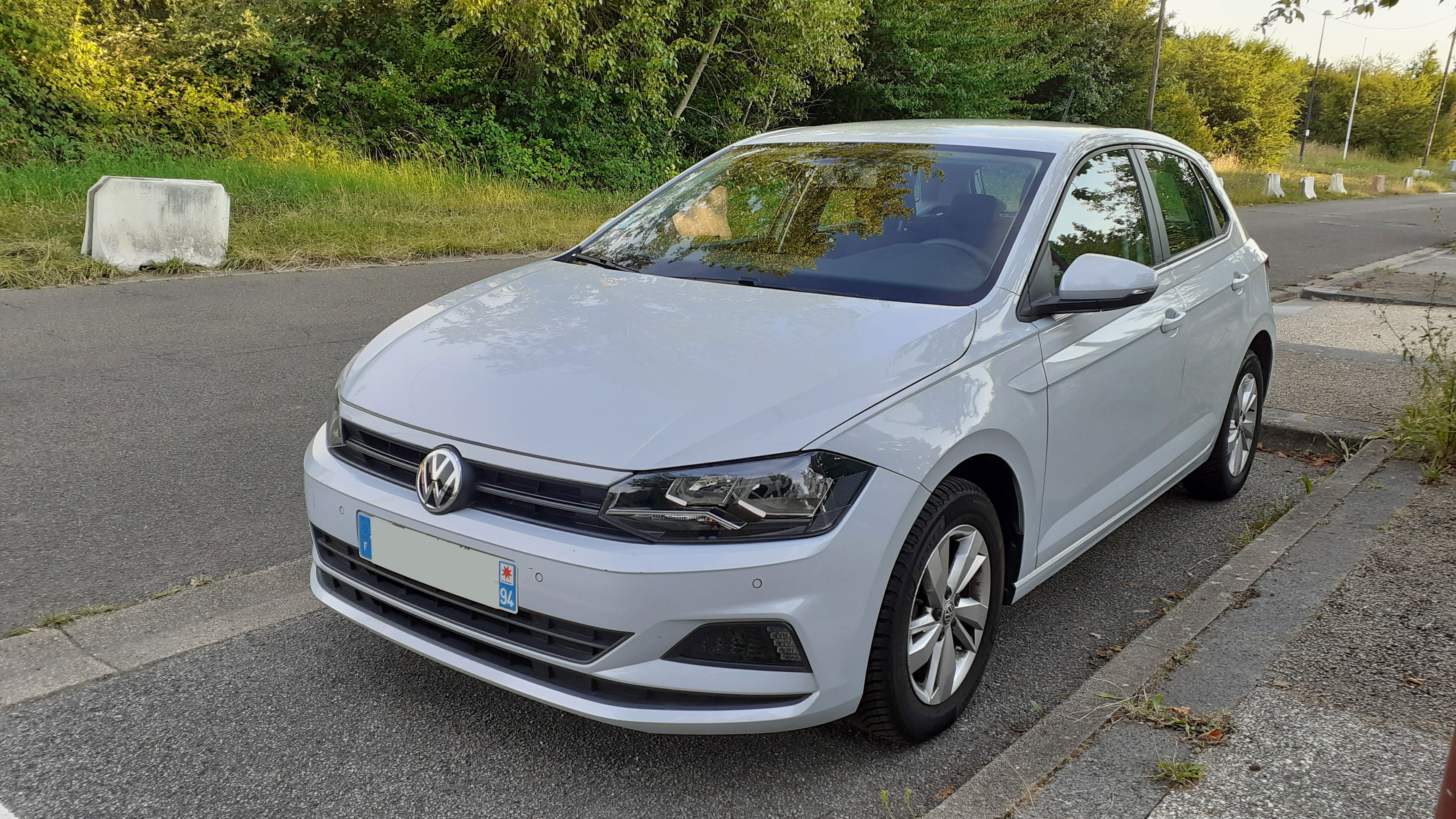 Volkswagen Polo, 2019, Essence 95