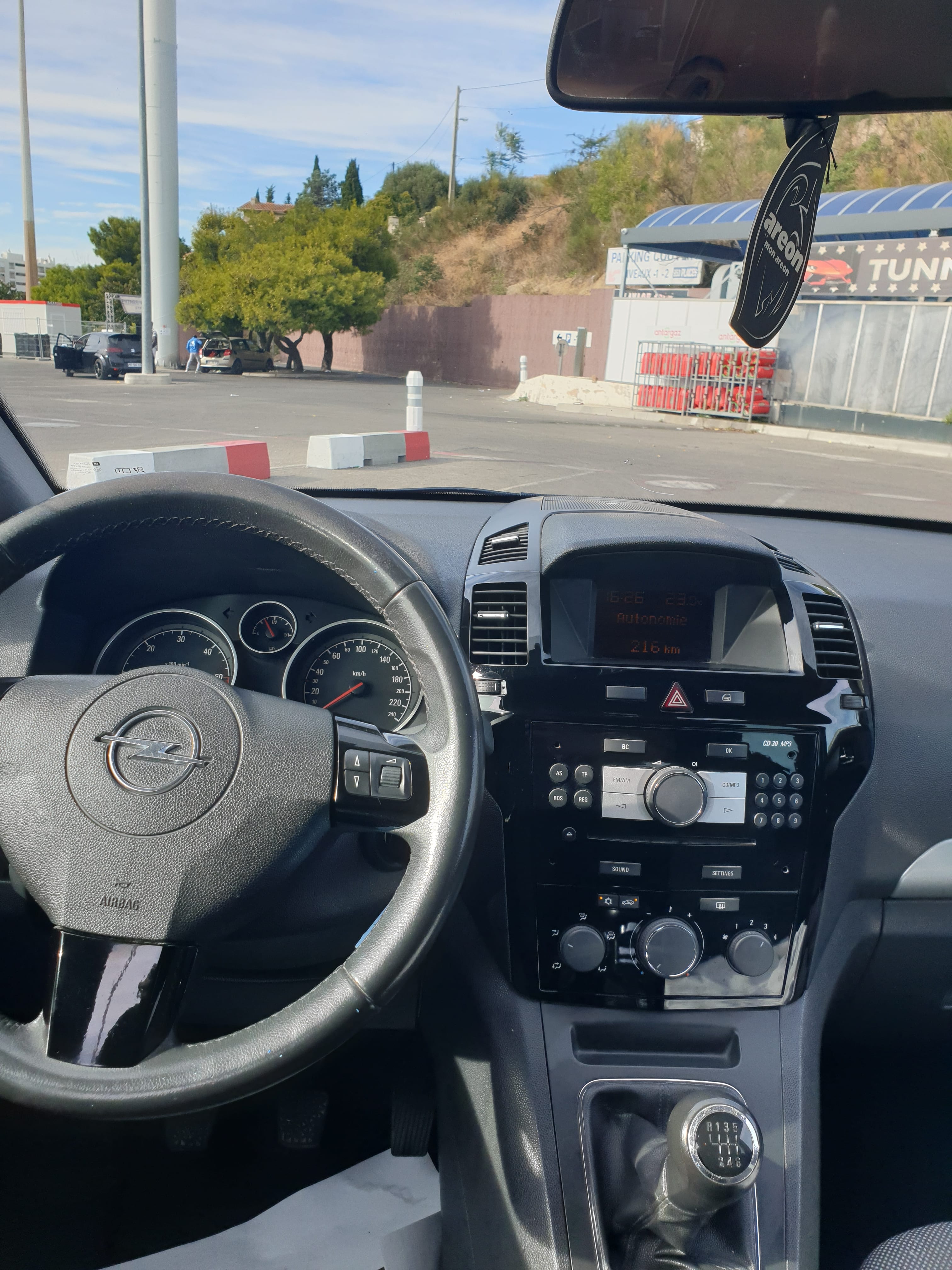 Opel Zafira 7 places avec Siège bébé