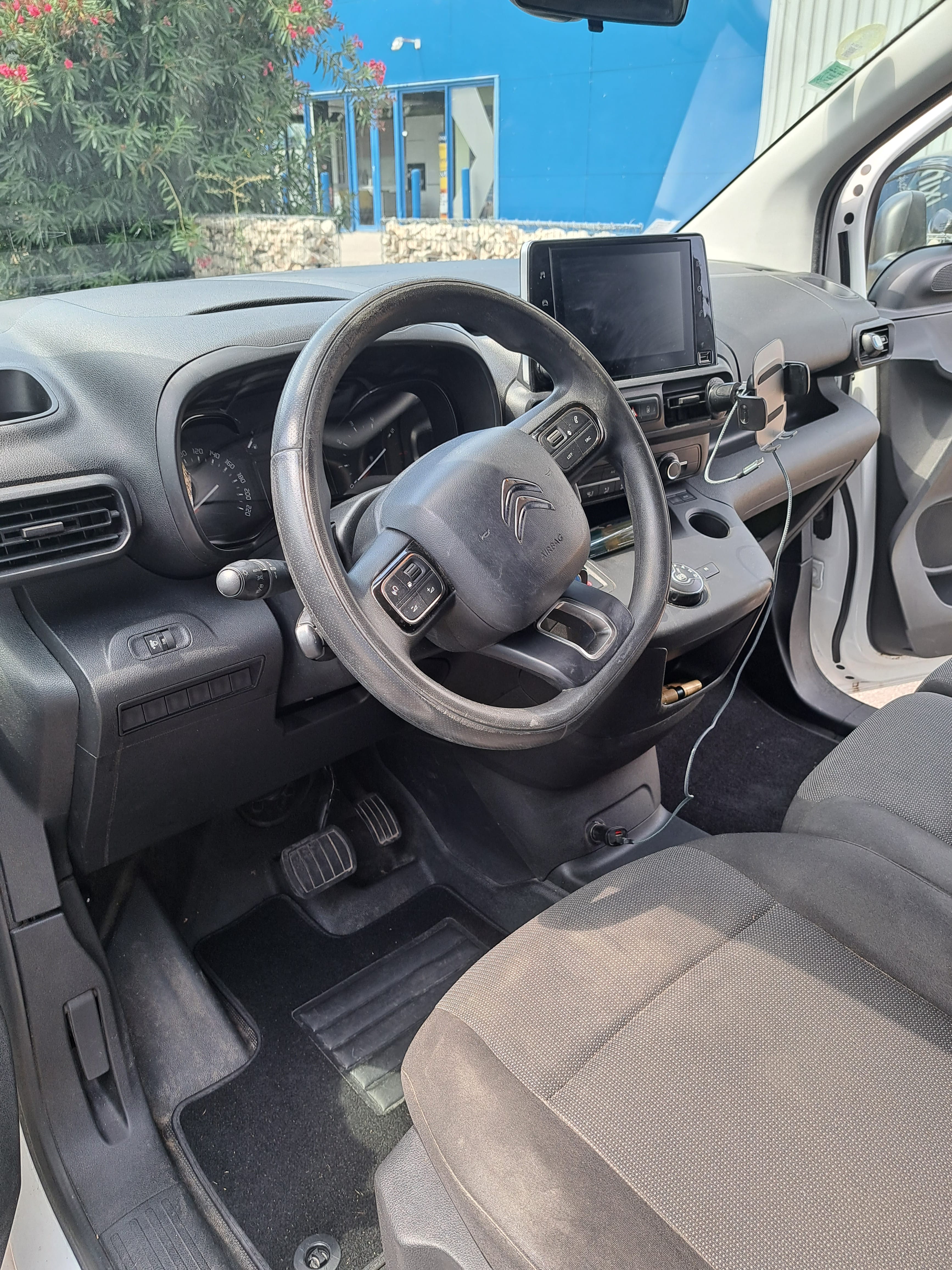 Citroen Berlingo Double Cabine  1.5 hdi avec GPS