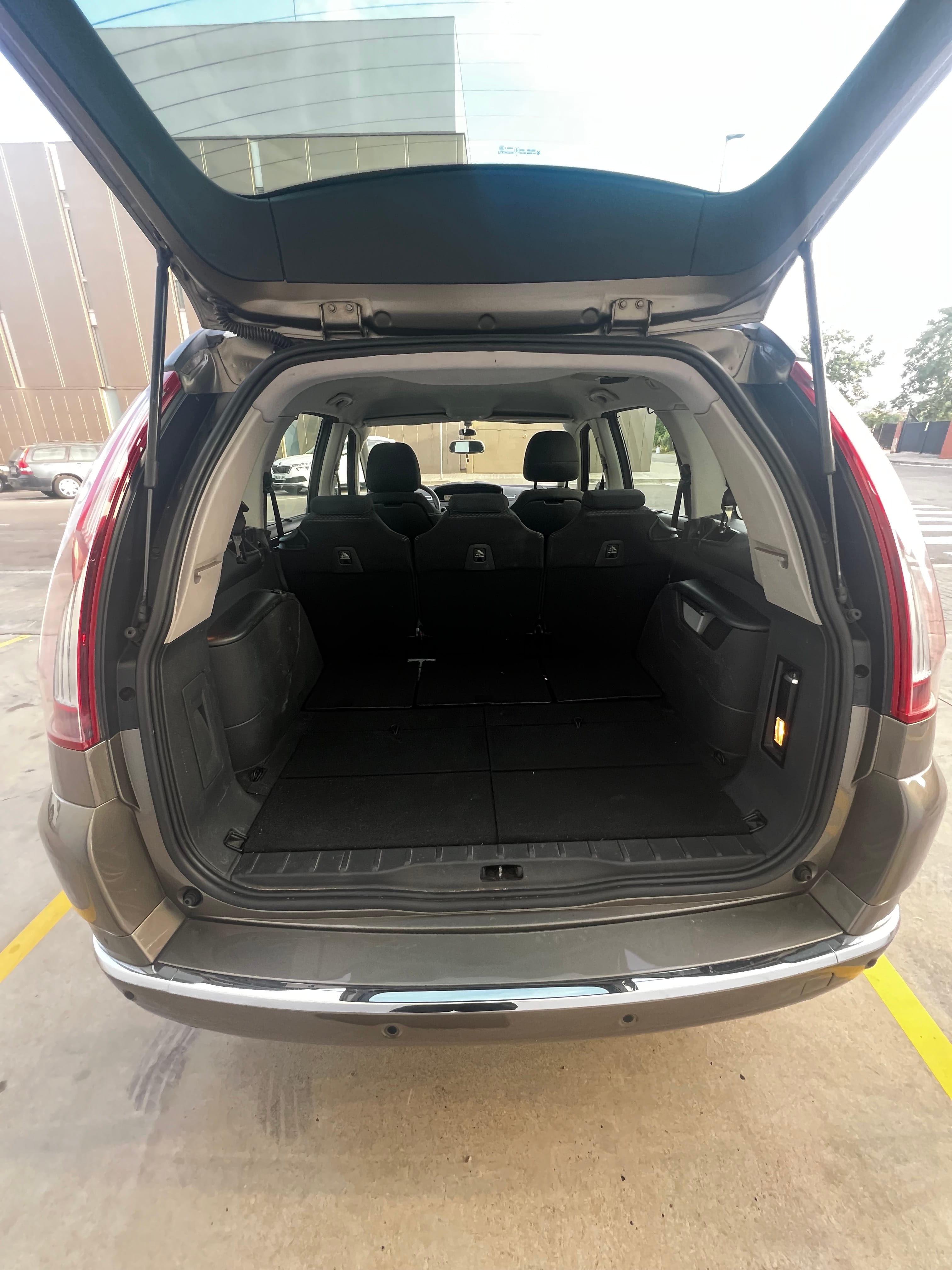 Citroen C4 Grand Picasso con Entrada de Audio/iPod