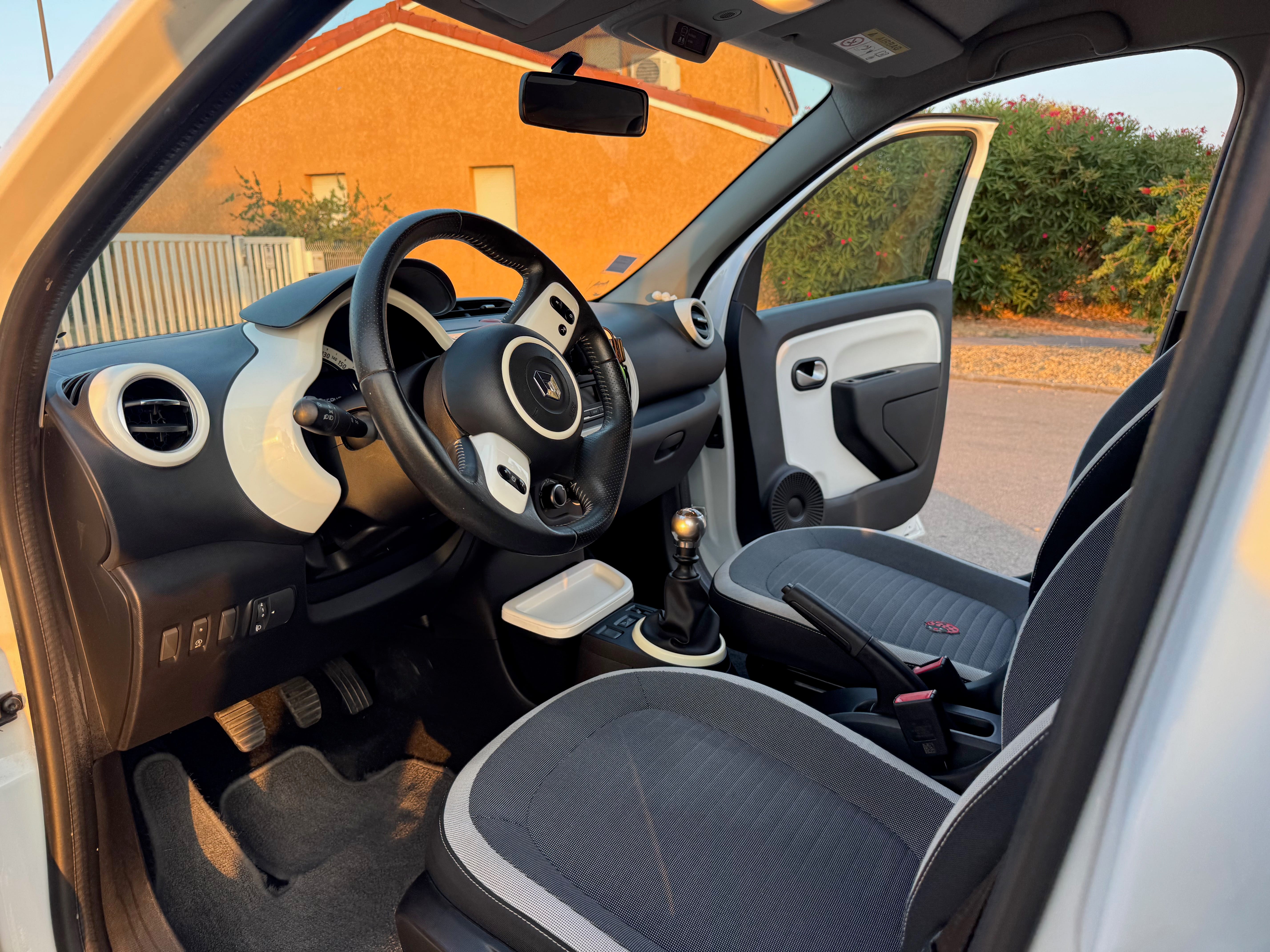 Renault Twingo III TWINGO 3, 0,9 Tce, CLIMATISATION, BLUETOOTH avec Port USB