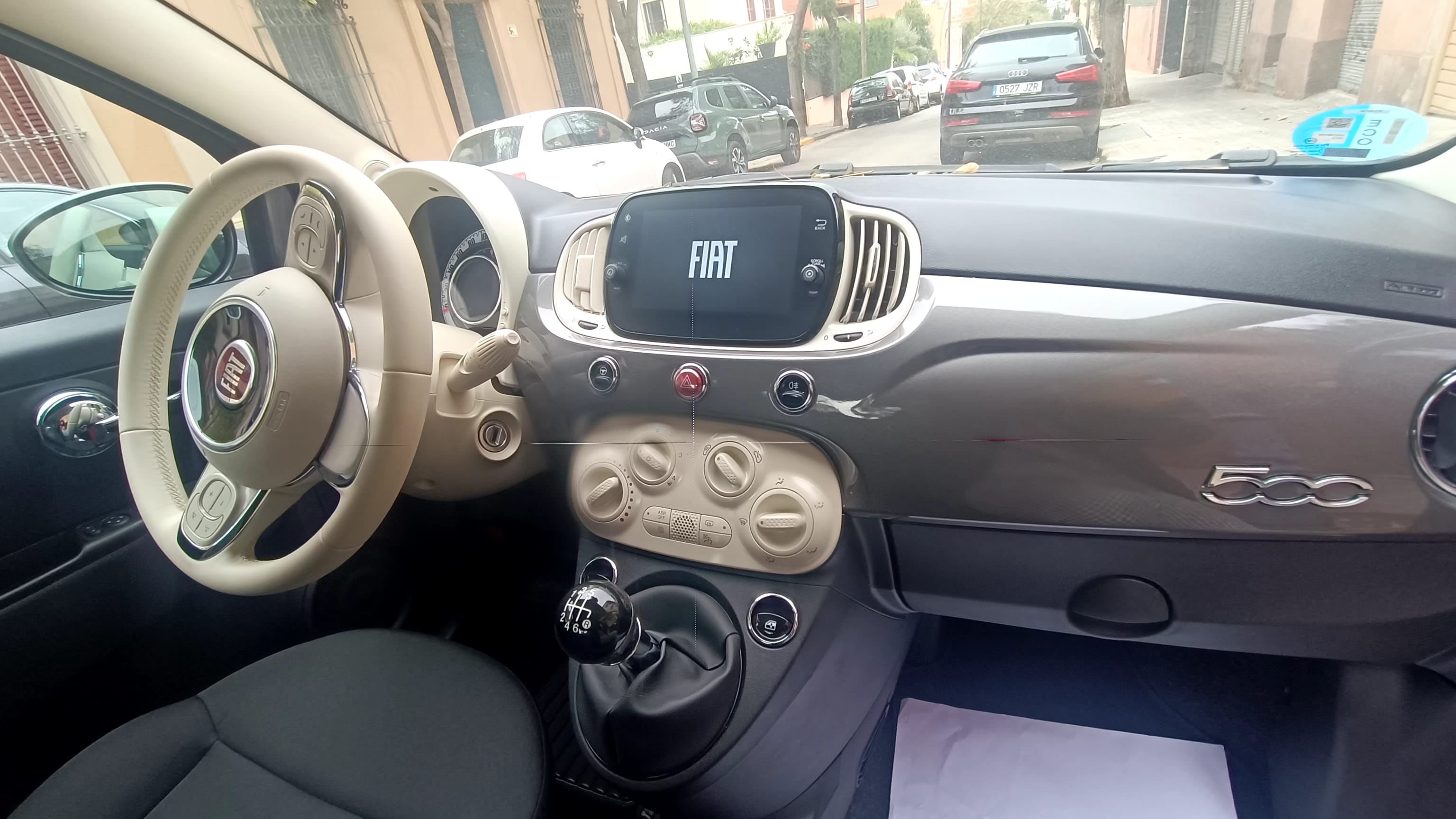 Fiat 500 Híbrido with Apple CarPlay