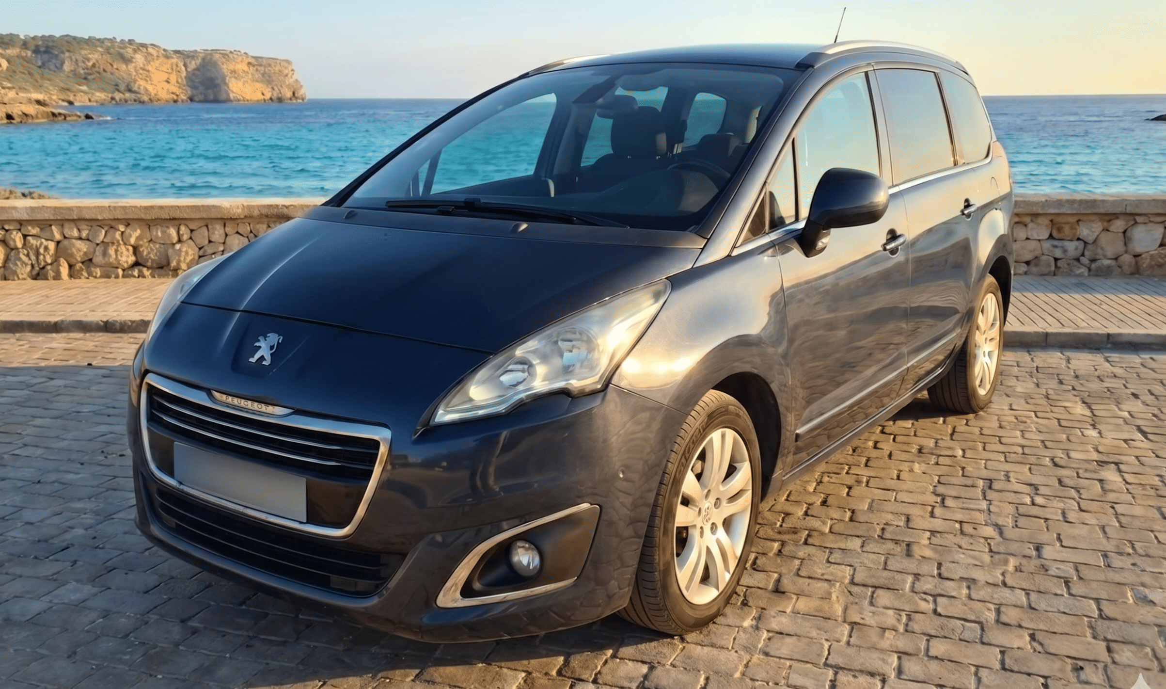 Peugeot 5008, 2014, Gasolina 95, 7 Sitze