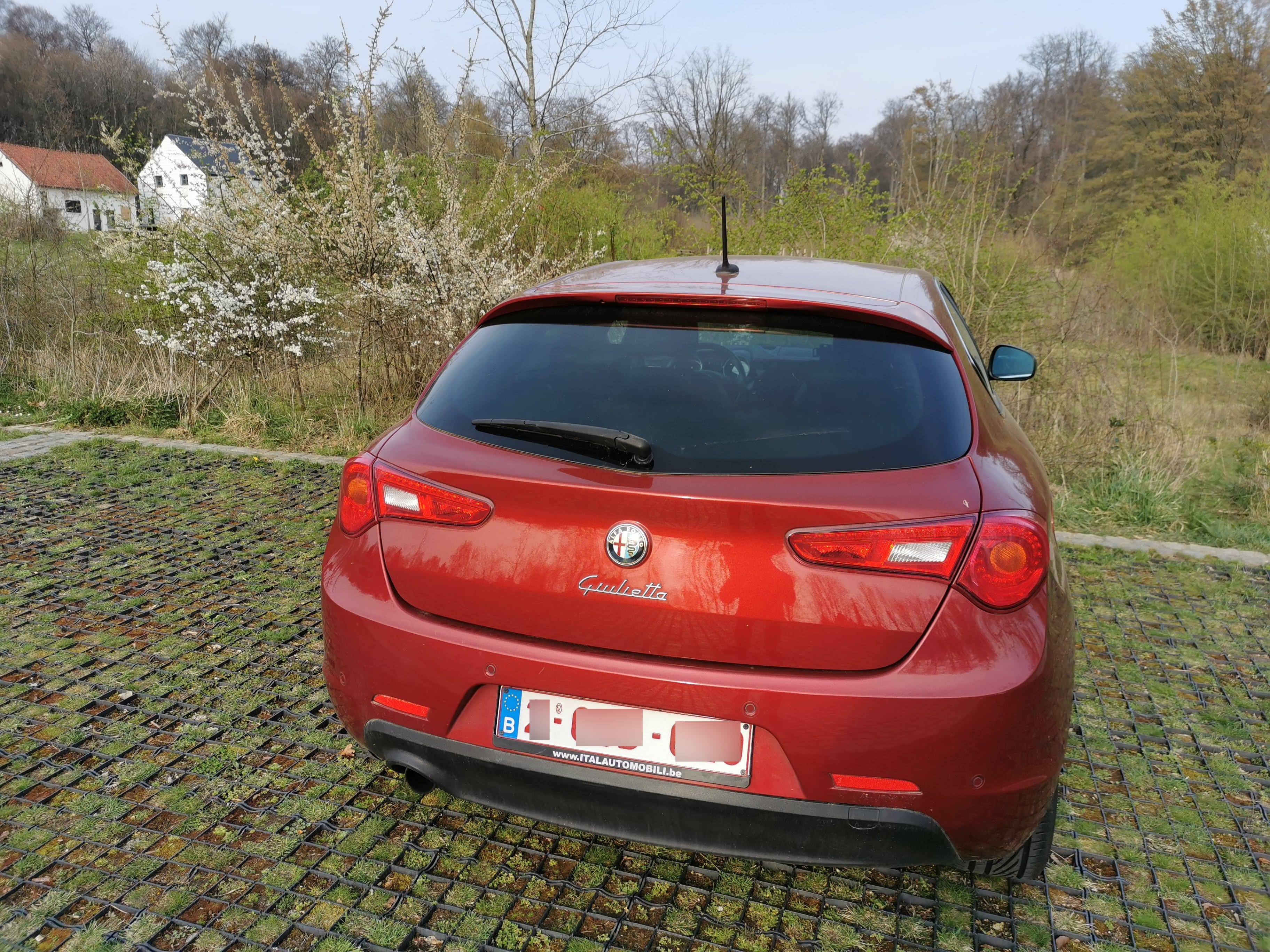 Alfa-Romeo Giulietta with Bluetooth audio