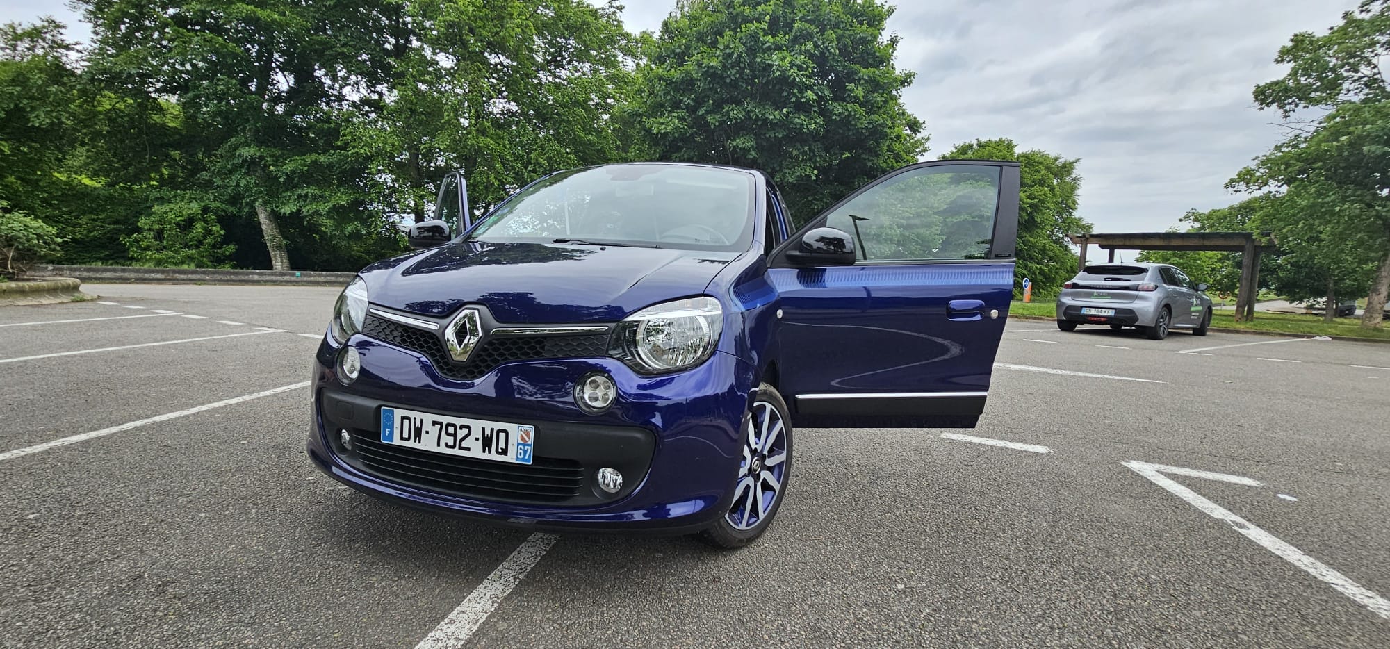 Renault Twingo III 0.9 TCE 90cv avec Audio Bluetooth