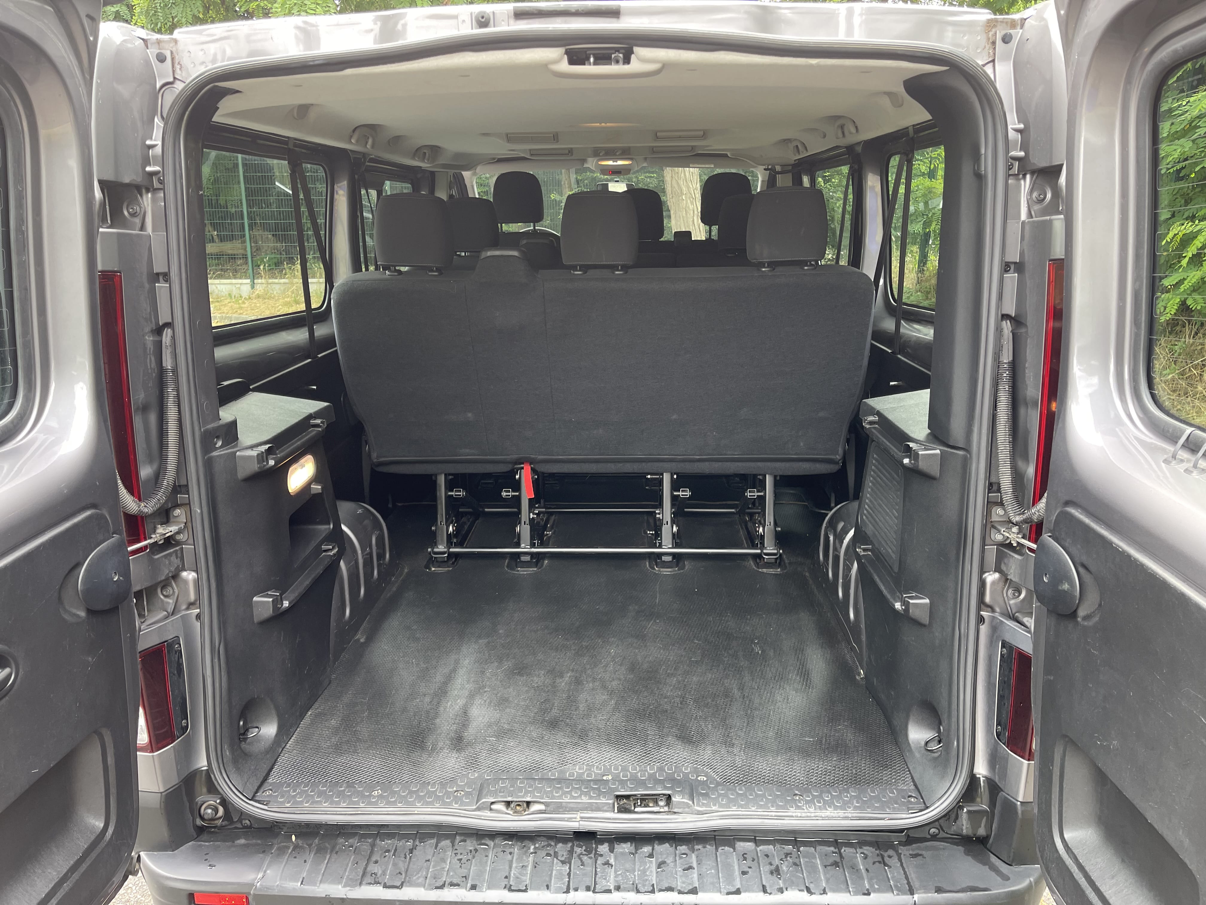 Renault Trafic Passenger  minibus 9 places DCI 145ch avec Siège bébé
