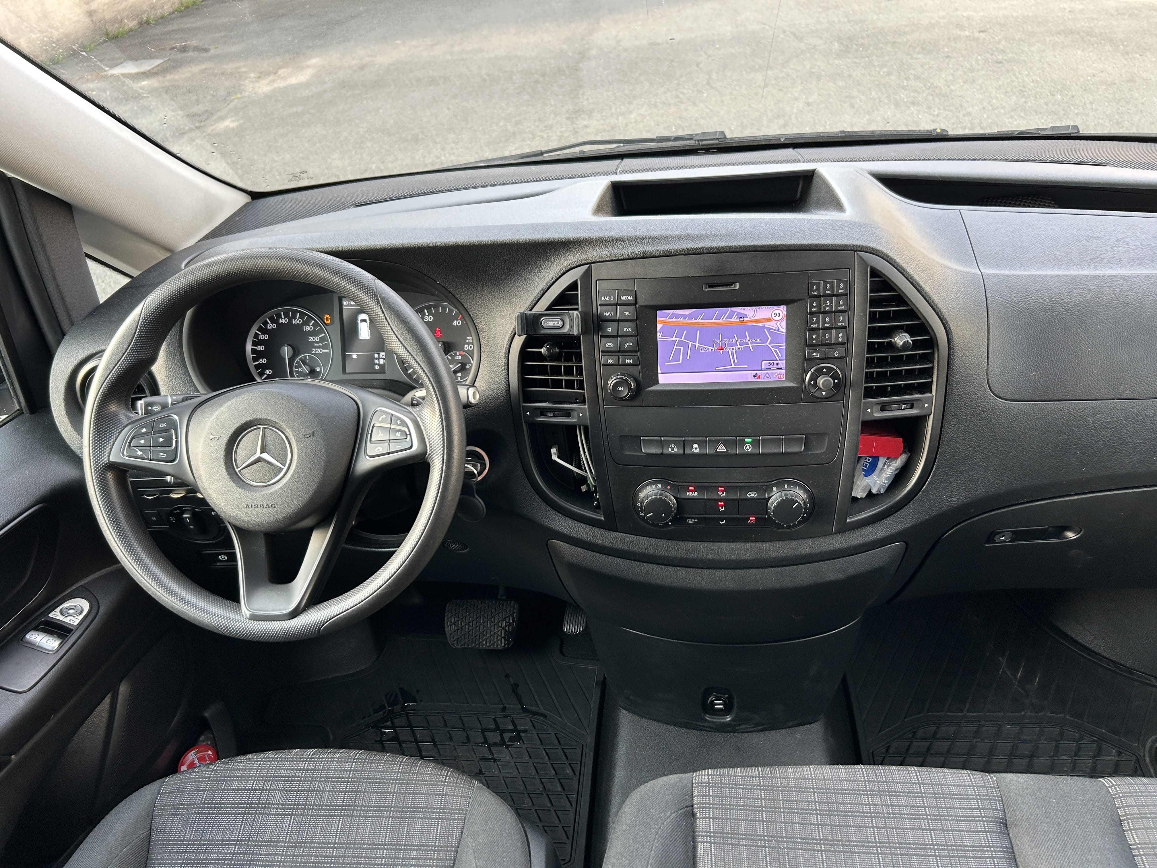 Mercedes-Benz Vito Tourer 116 CDI Van 9 places avec Régulateur de vitesse