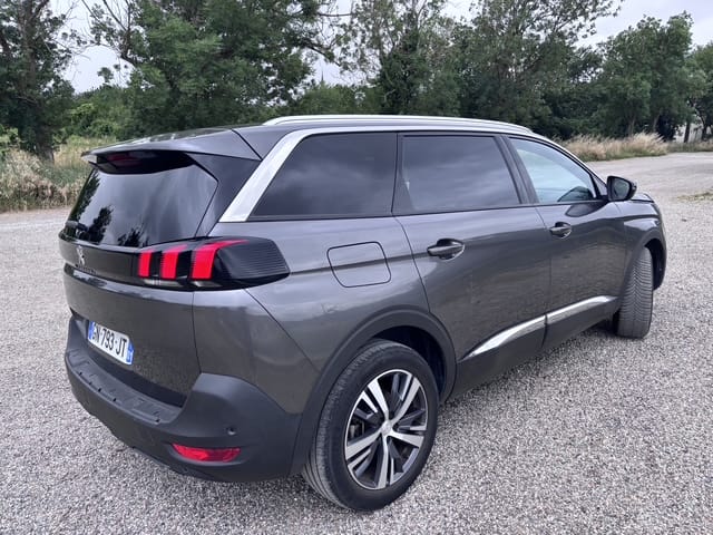 Peugeot 5008 Allure 7 places avec Caméra de recul