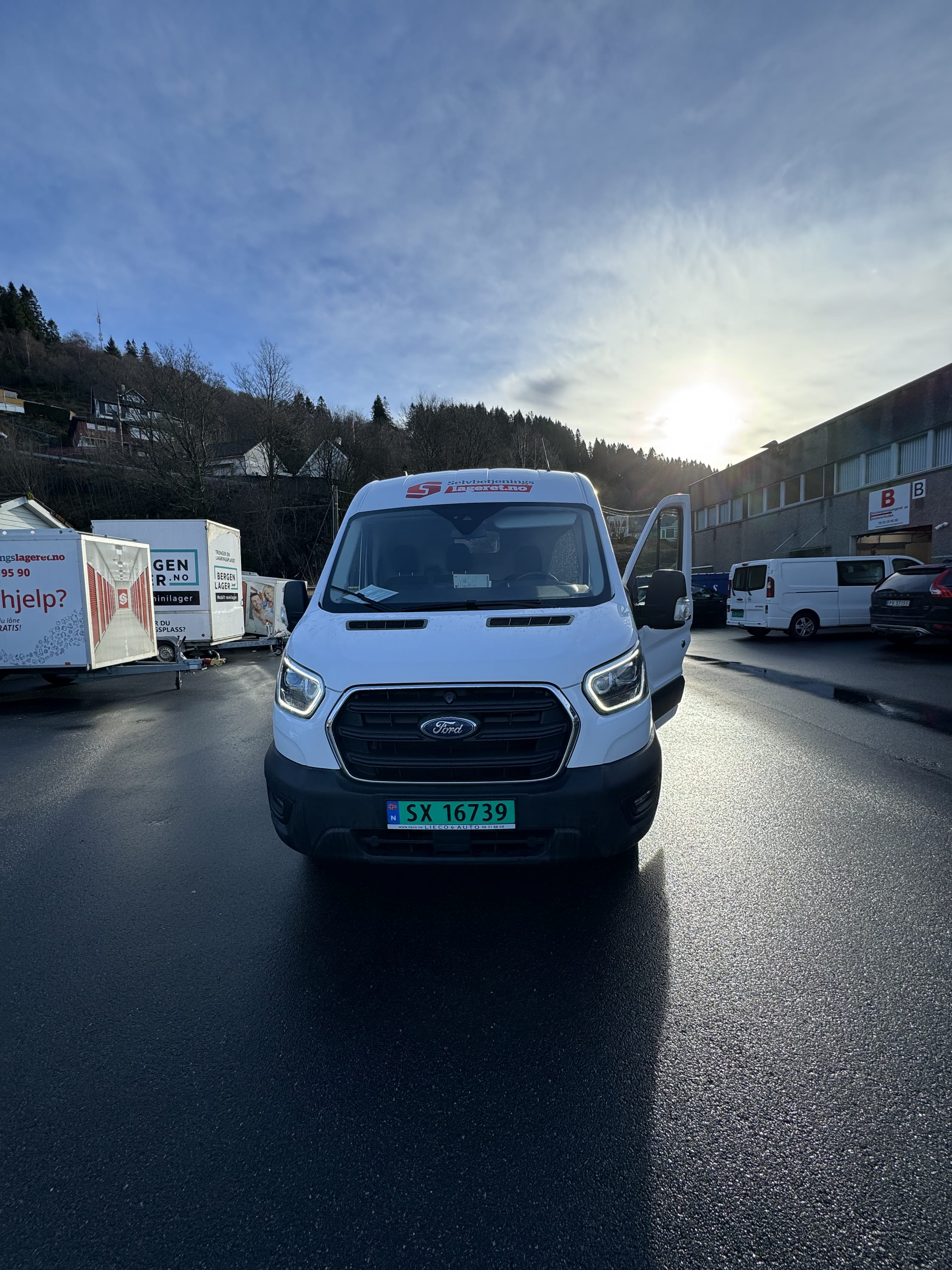 Ford Transit 350, 2020, Diesel, automatisk