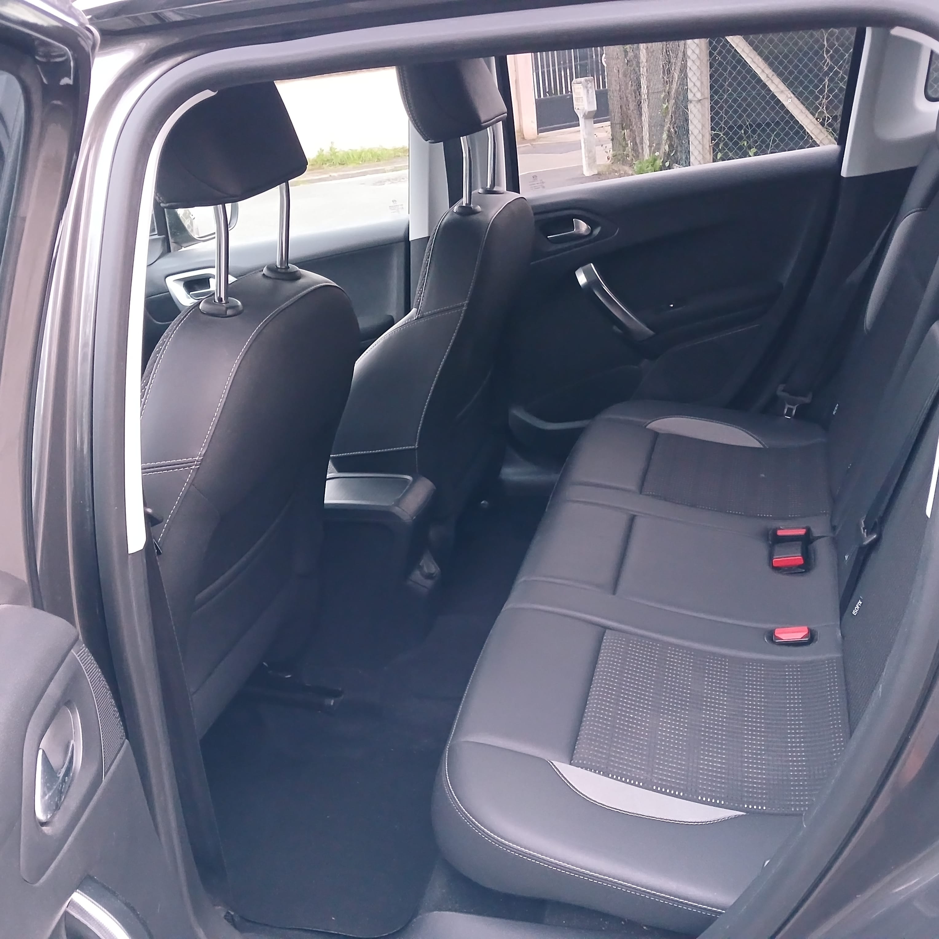 Peugeot 2008 avec Audio Bluetooth