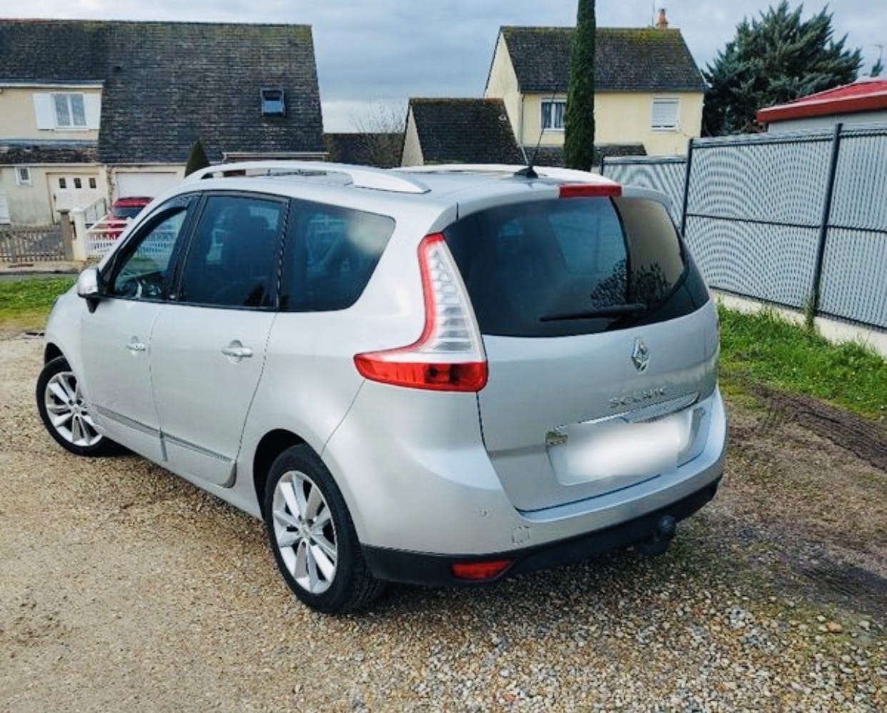Renault Scenic 1.5 DCI 130 cv avec Régulateur de vitesse