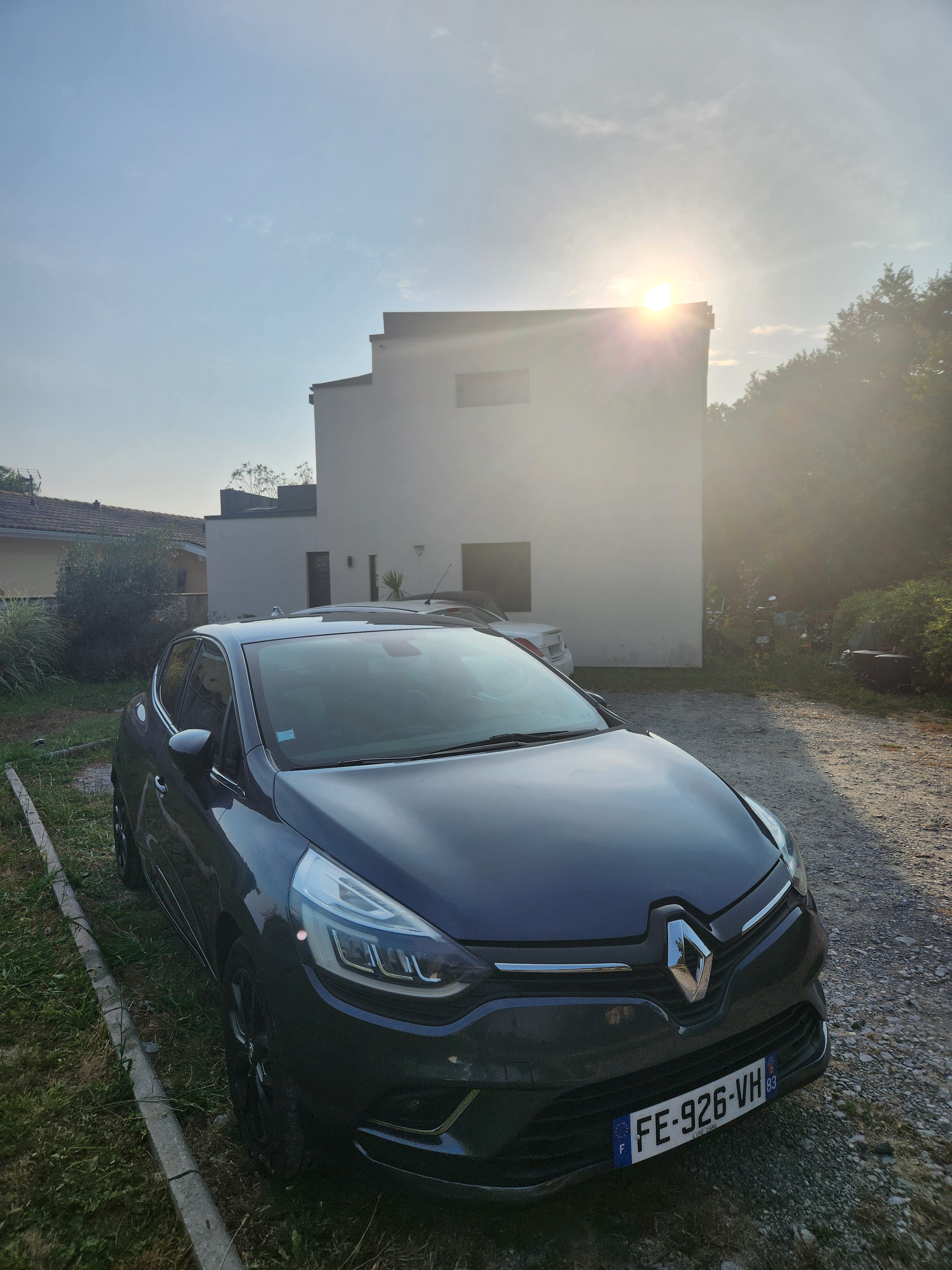 Renault Clio, 2019, Essence 98