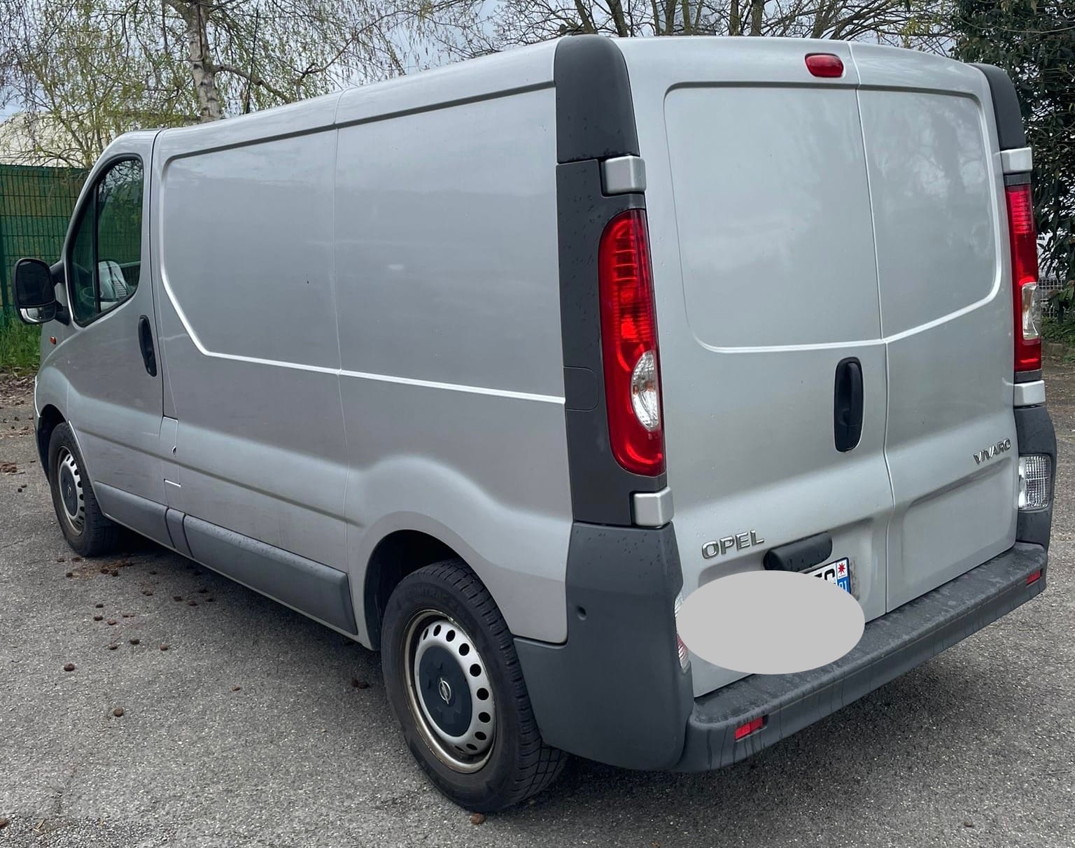 Opel Vivaro avec Entrée audio / iPod