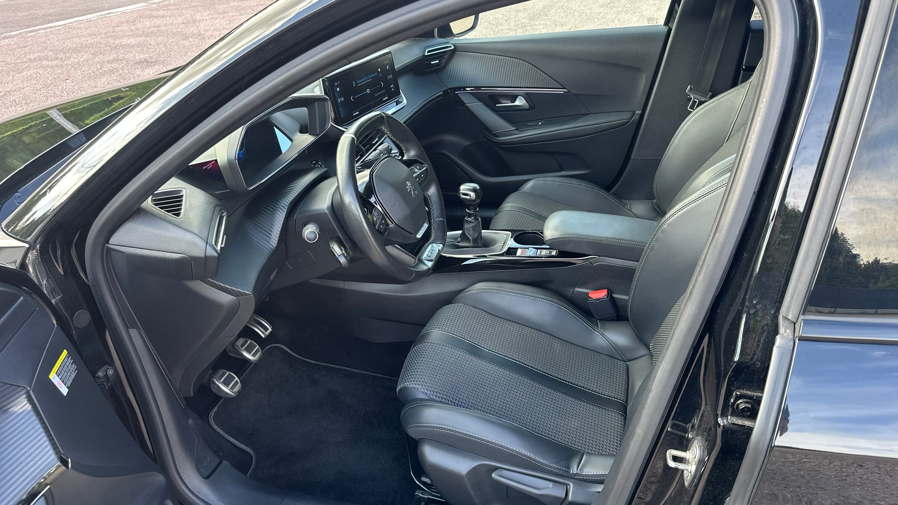 Peugeot 208 avec Régulateur de vitesse