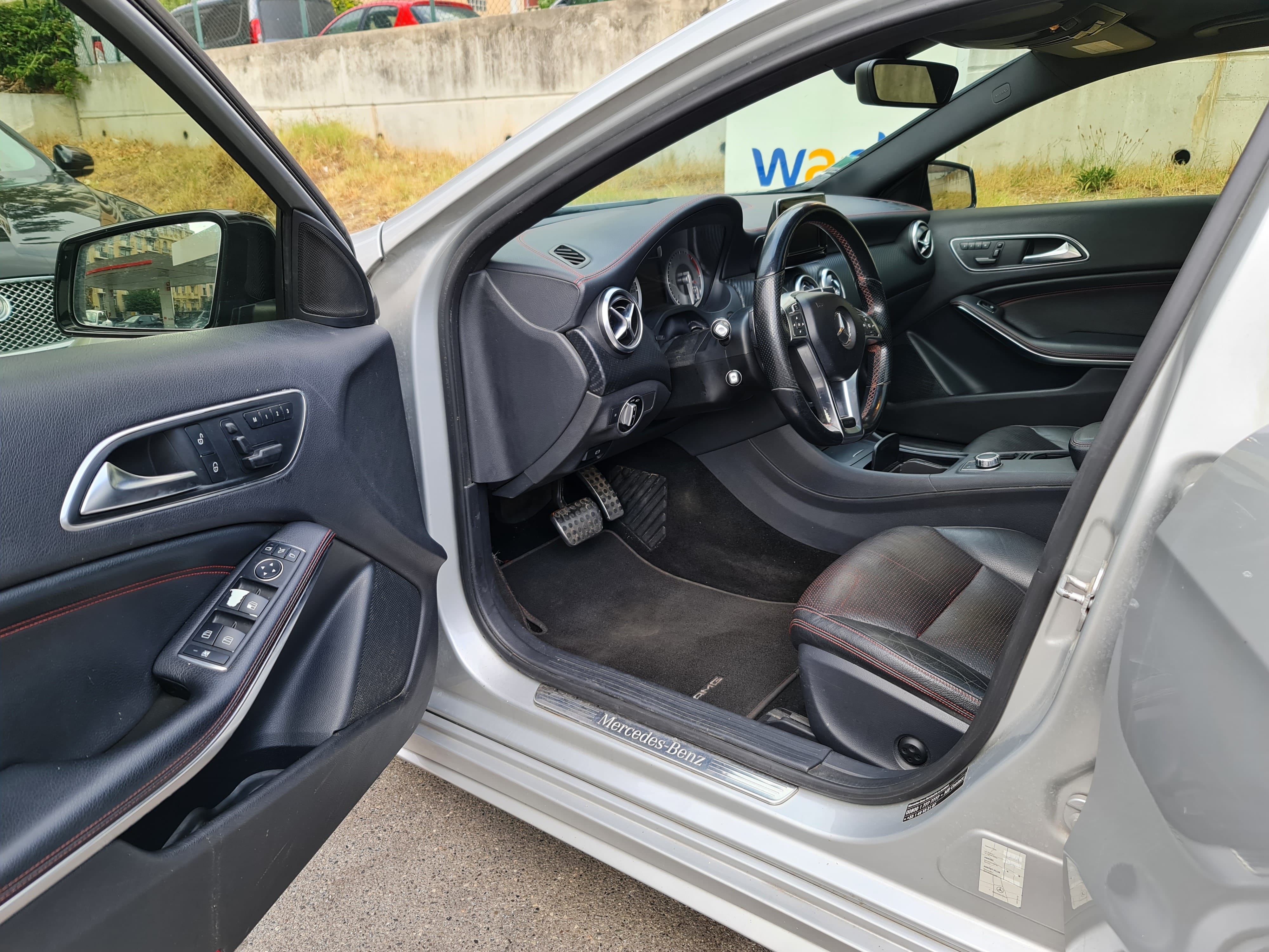 Mercedes-Benz Classe A avec Apple CarPlay