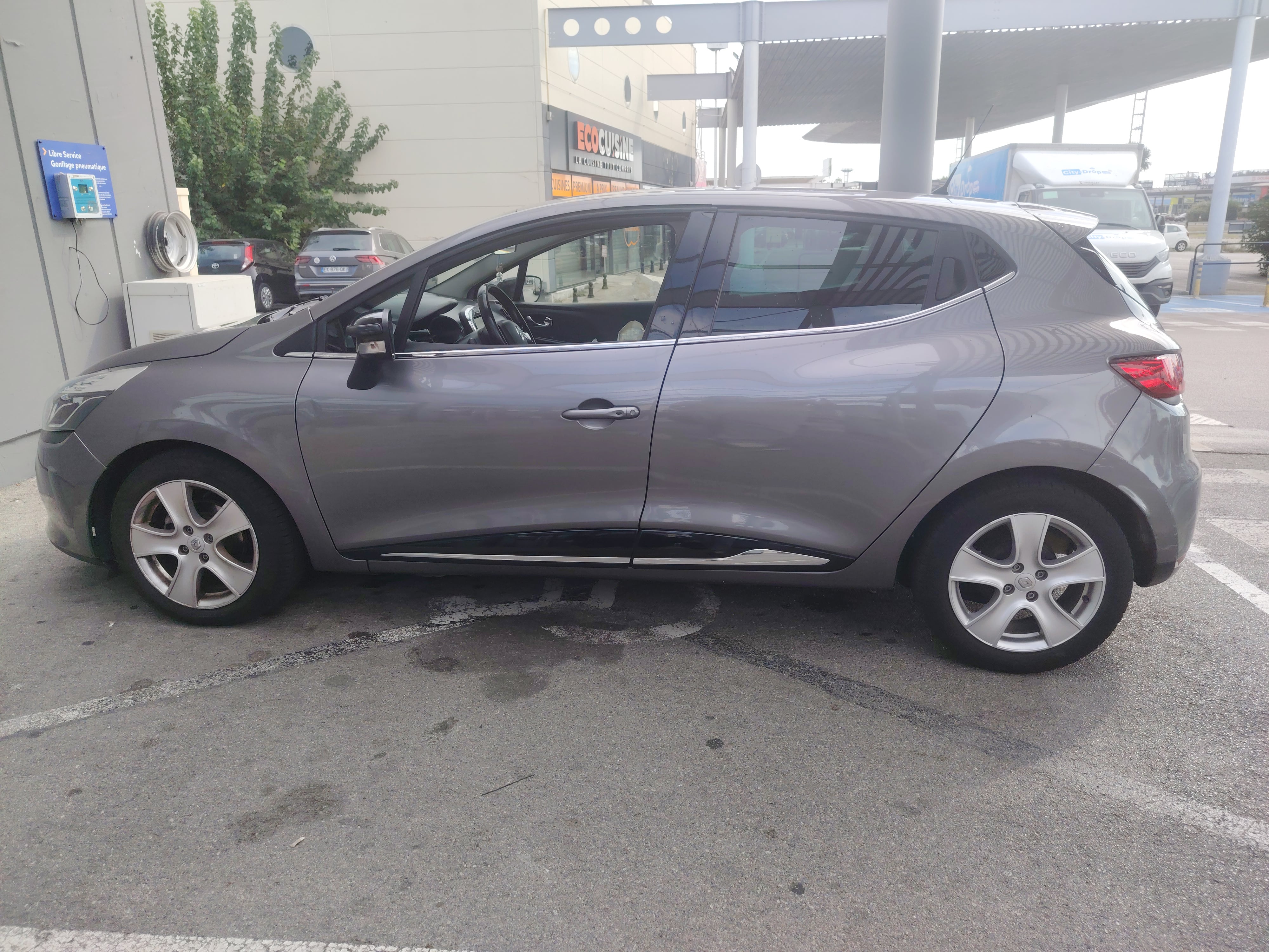 Renault Clio avec Climatisation