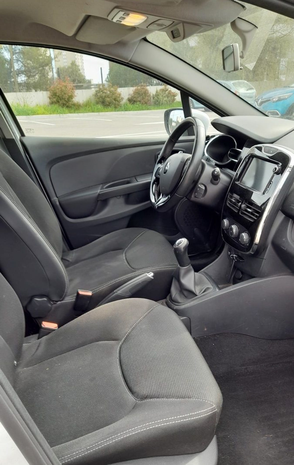 Renault Clio avec GPS