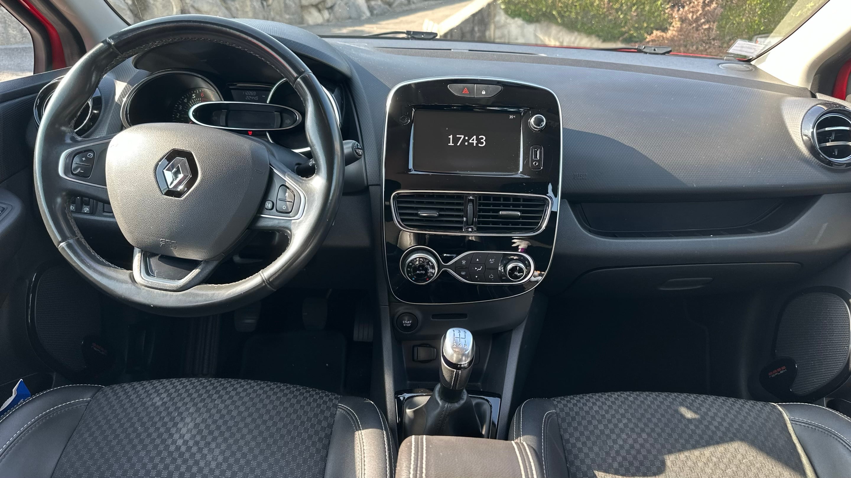 Renault Clio avec Régulateur de vitesse