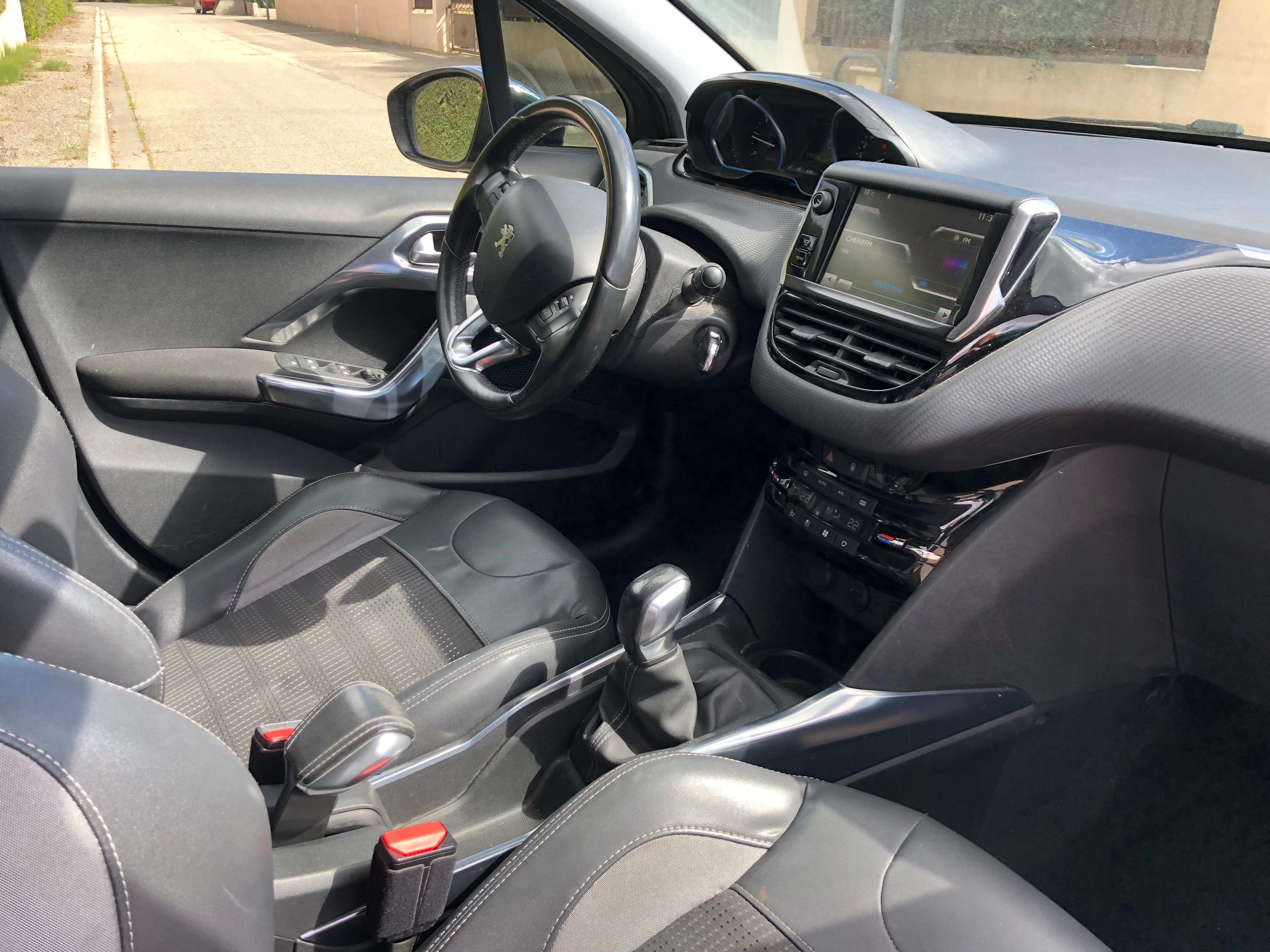 Peugeot 2008 avec Régulateur de vitesse